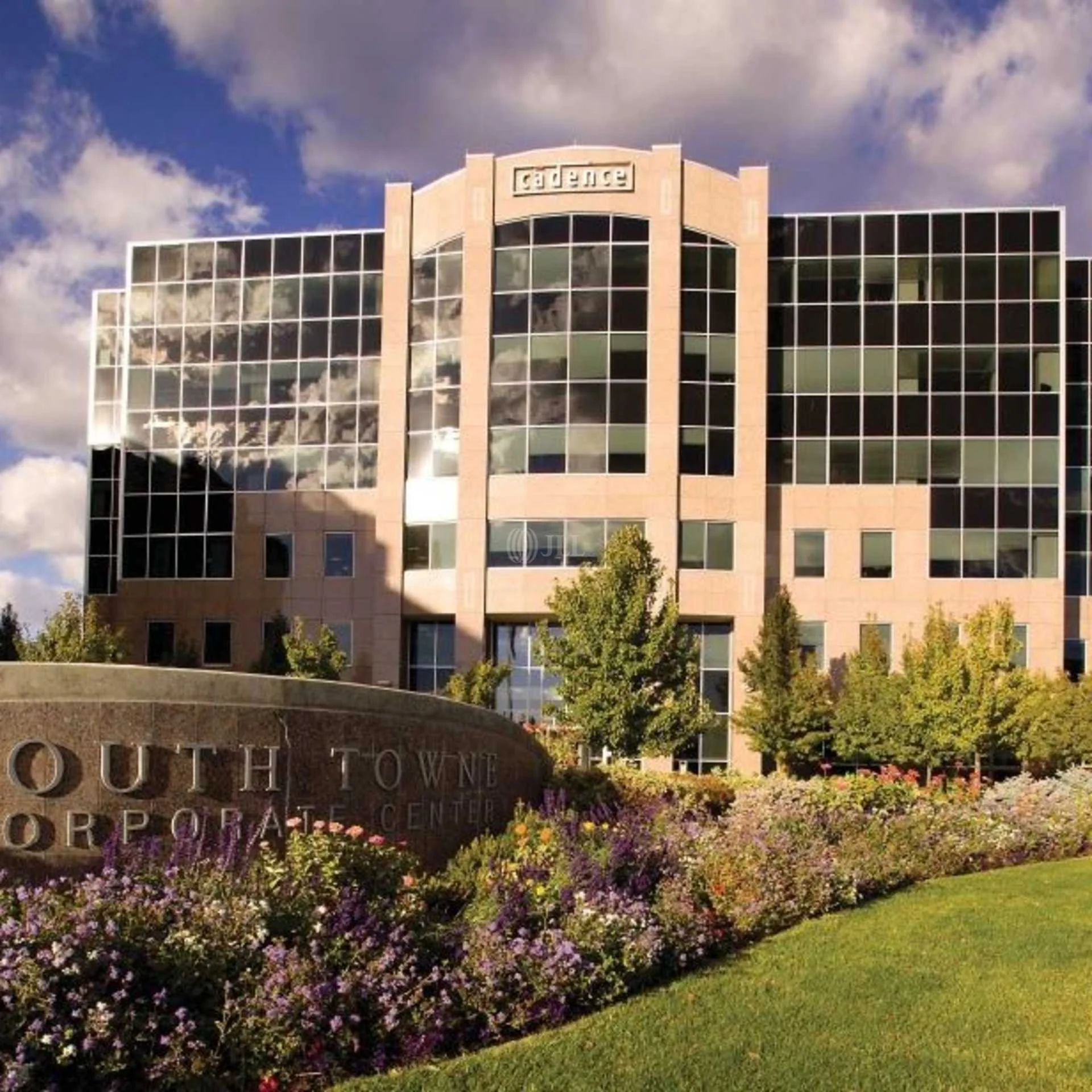 South Towne Corporate Center - Bldg II — Lease in Sandy, UT, photo 2 of 4
