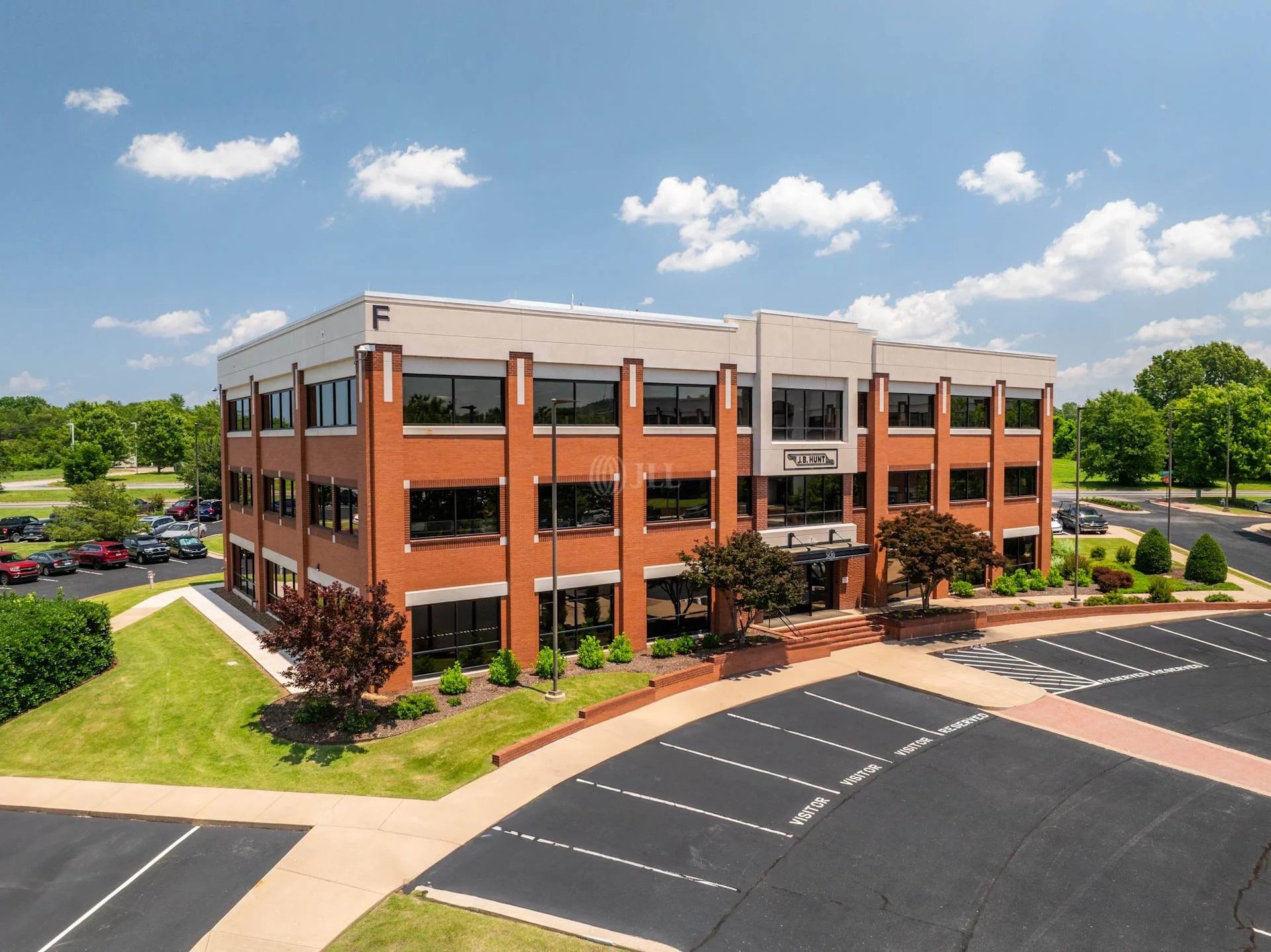 J B Hunt Portfolio - Building 1 — Lease in Lowell, AR, photo 3 of 8