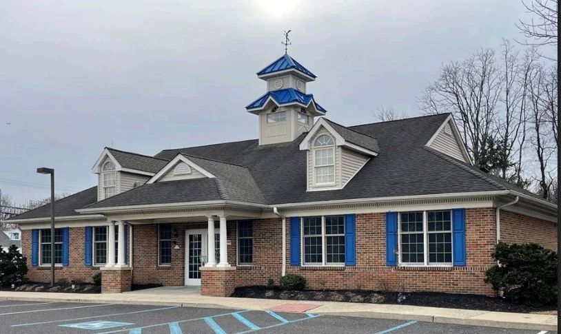 150 N Maple Ave