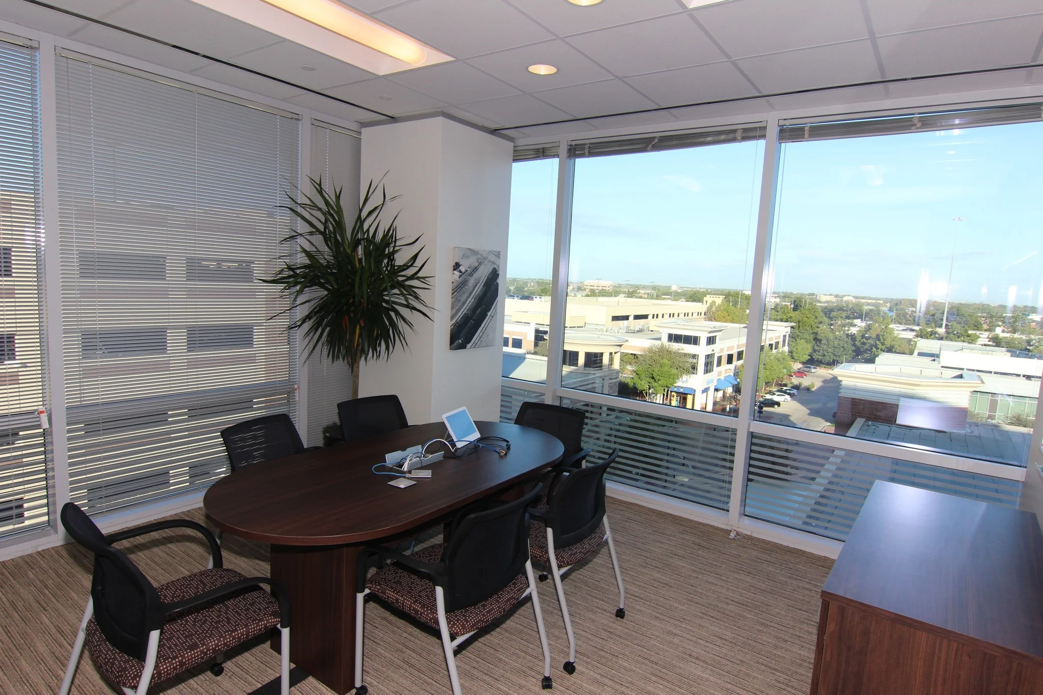 The Texas Drive Building — Lease in Sugar Land, TX, photo 8 of 8