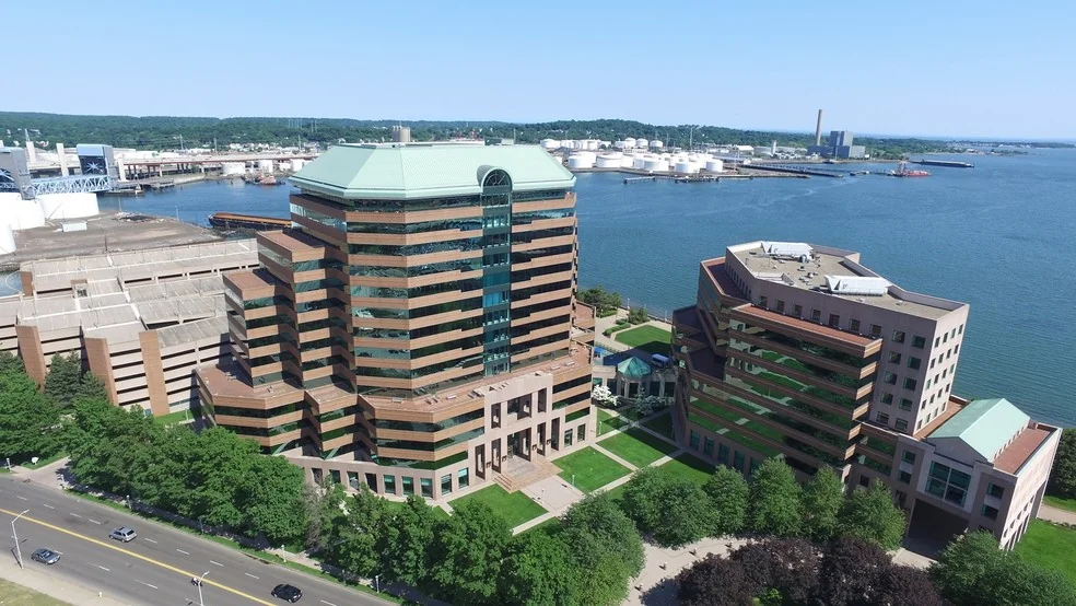 555 Long Wharf Dr — Lease in New Haven, CT, photo 1 of 4