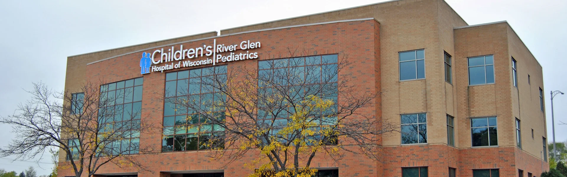 Glendale Professional Building - photo 4 - Milwaukee, WI
