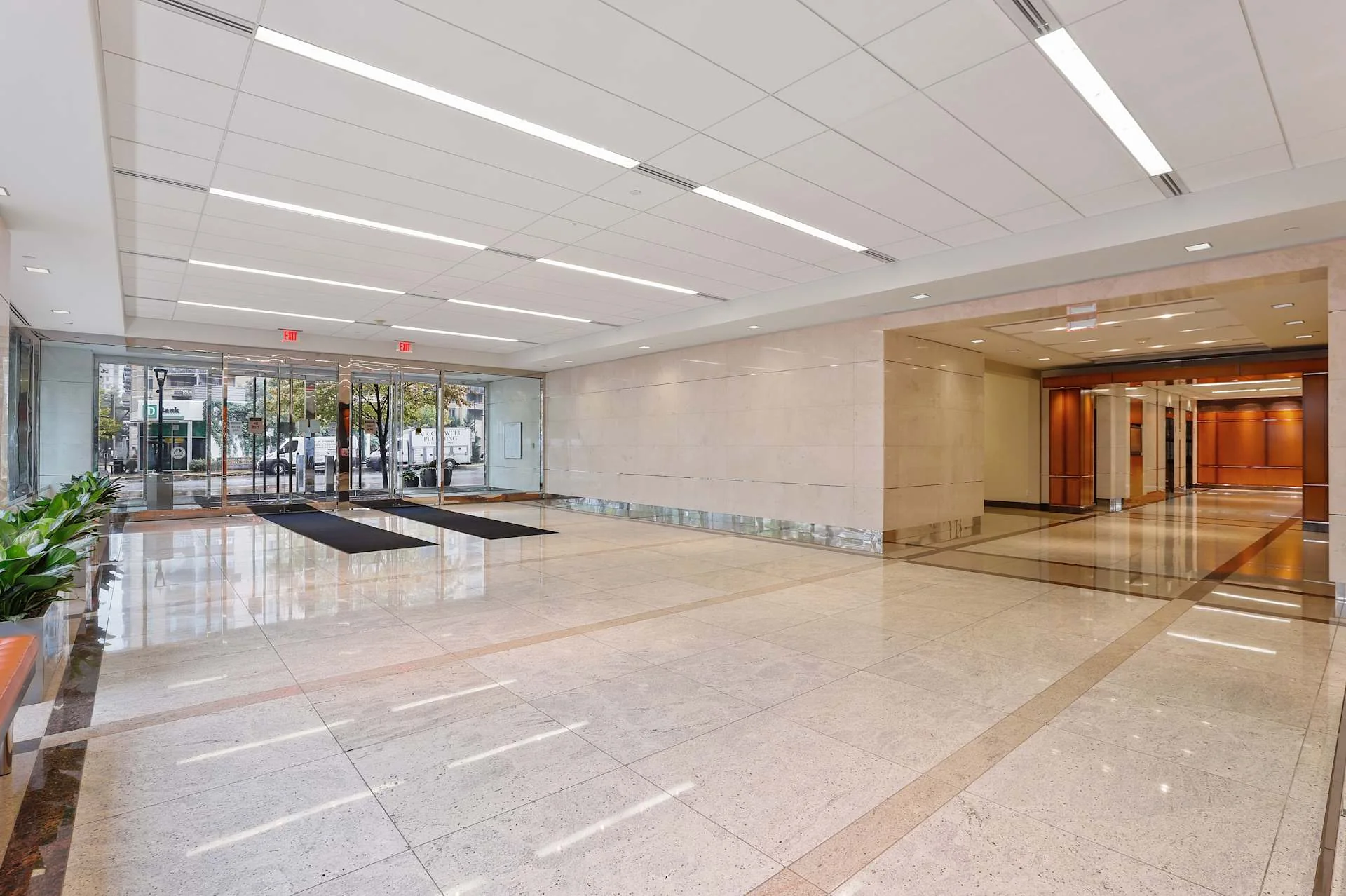 Garden Plaza Bethesda — Lease in Bethesda, MD, photo 5 of 8