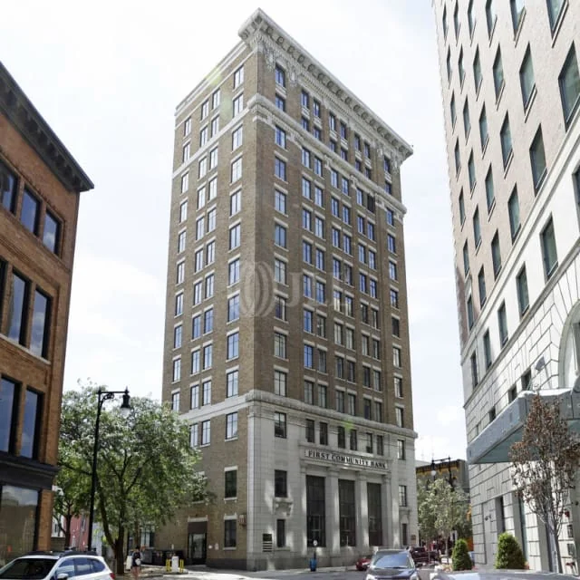 Select Bank — Lease in Grand Rapids, MI, photo 3 of 4