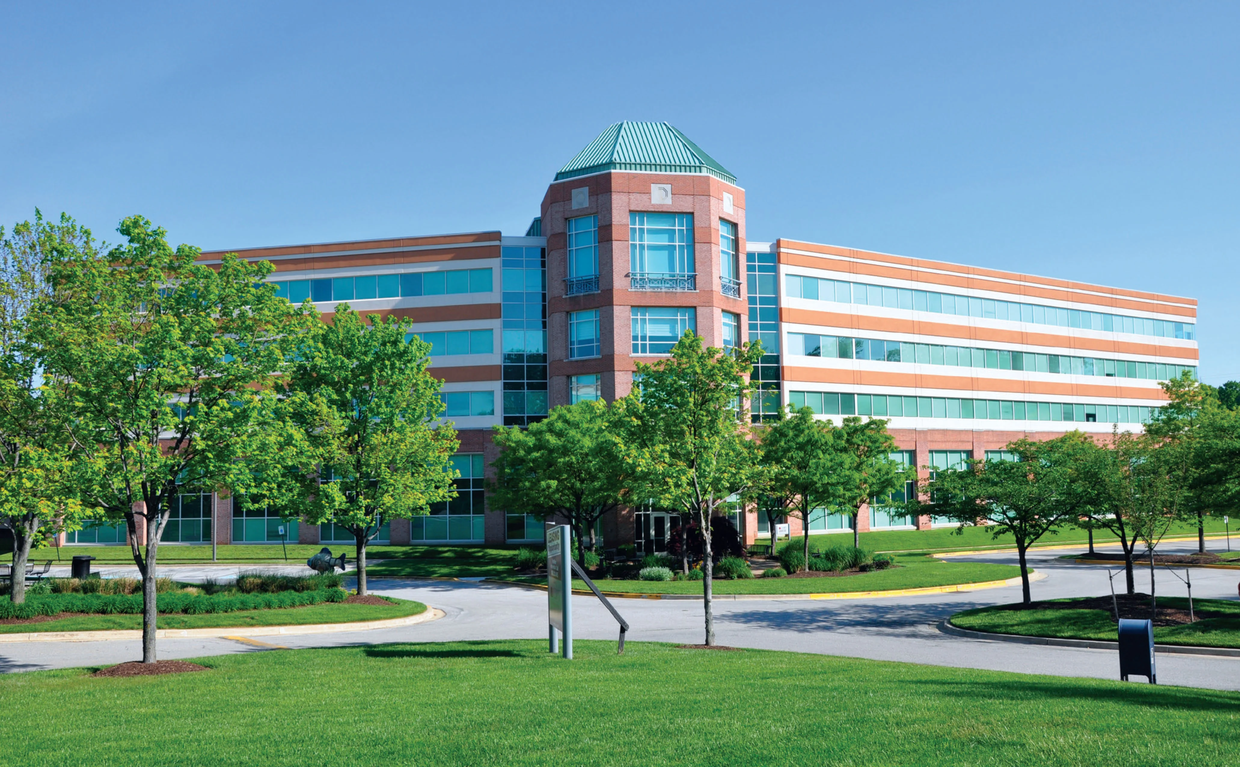 Woodlands Park — Lease in Linthicum Heights, MD, photo 2 of 8