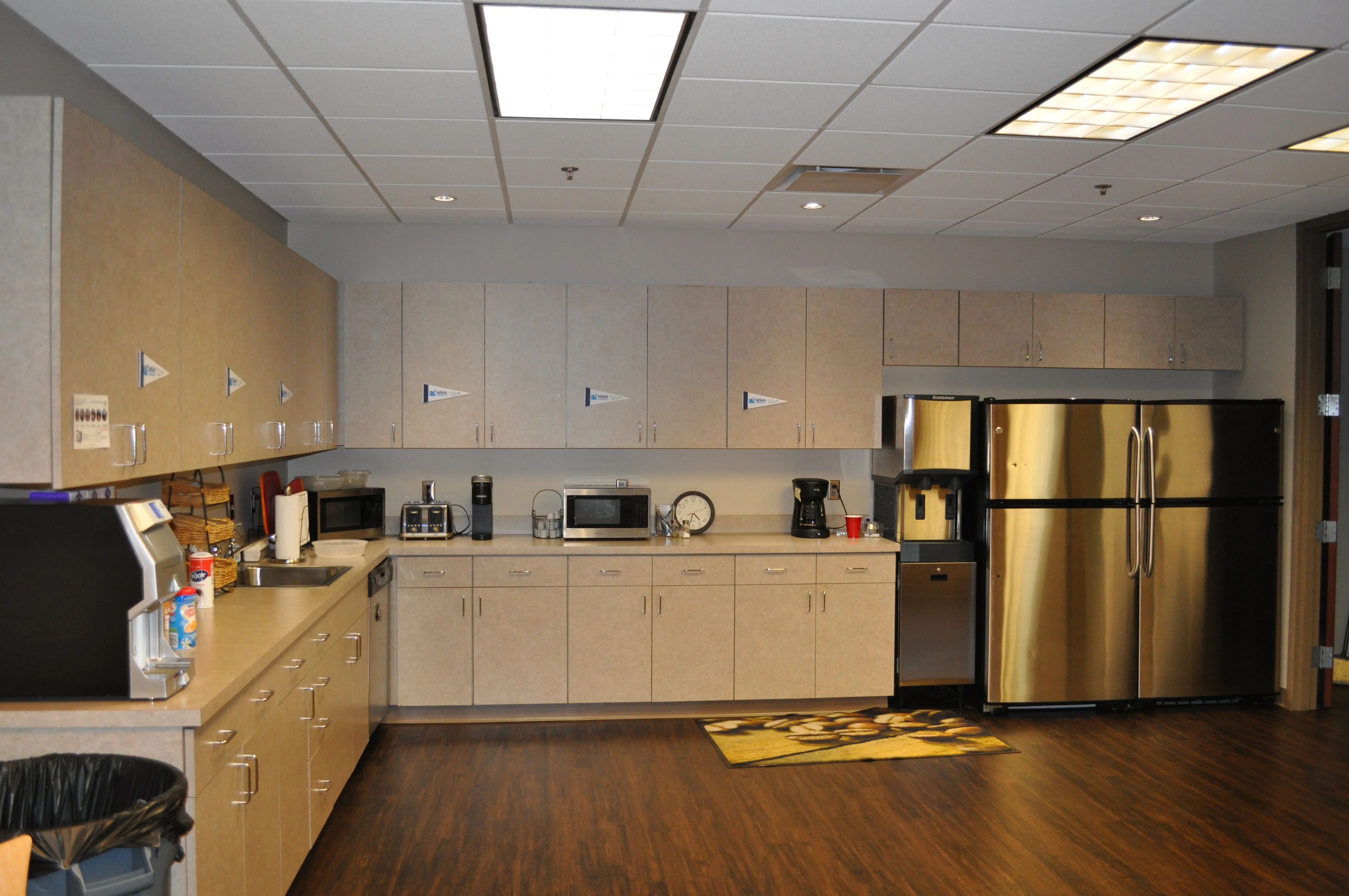 4300 W 133rd St — Lease in Leawood, KS, photo 2 of 8