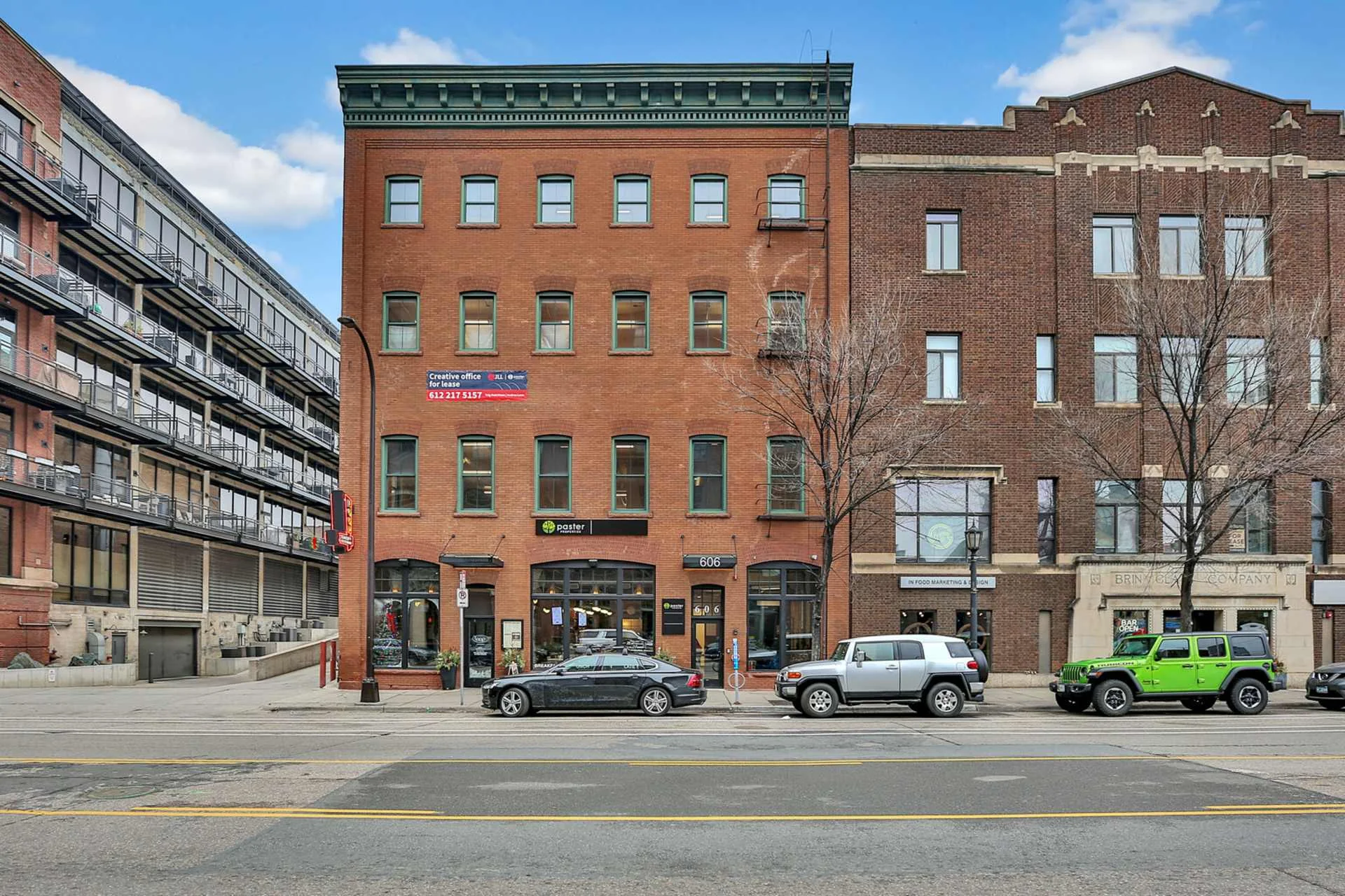 606 Washington