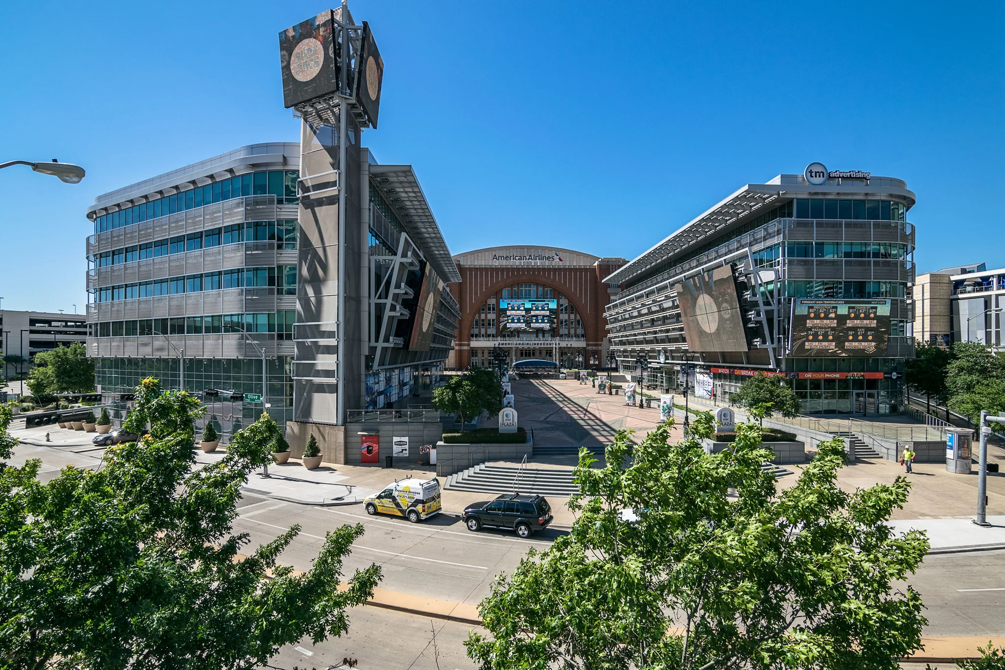 Victory Plaza West