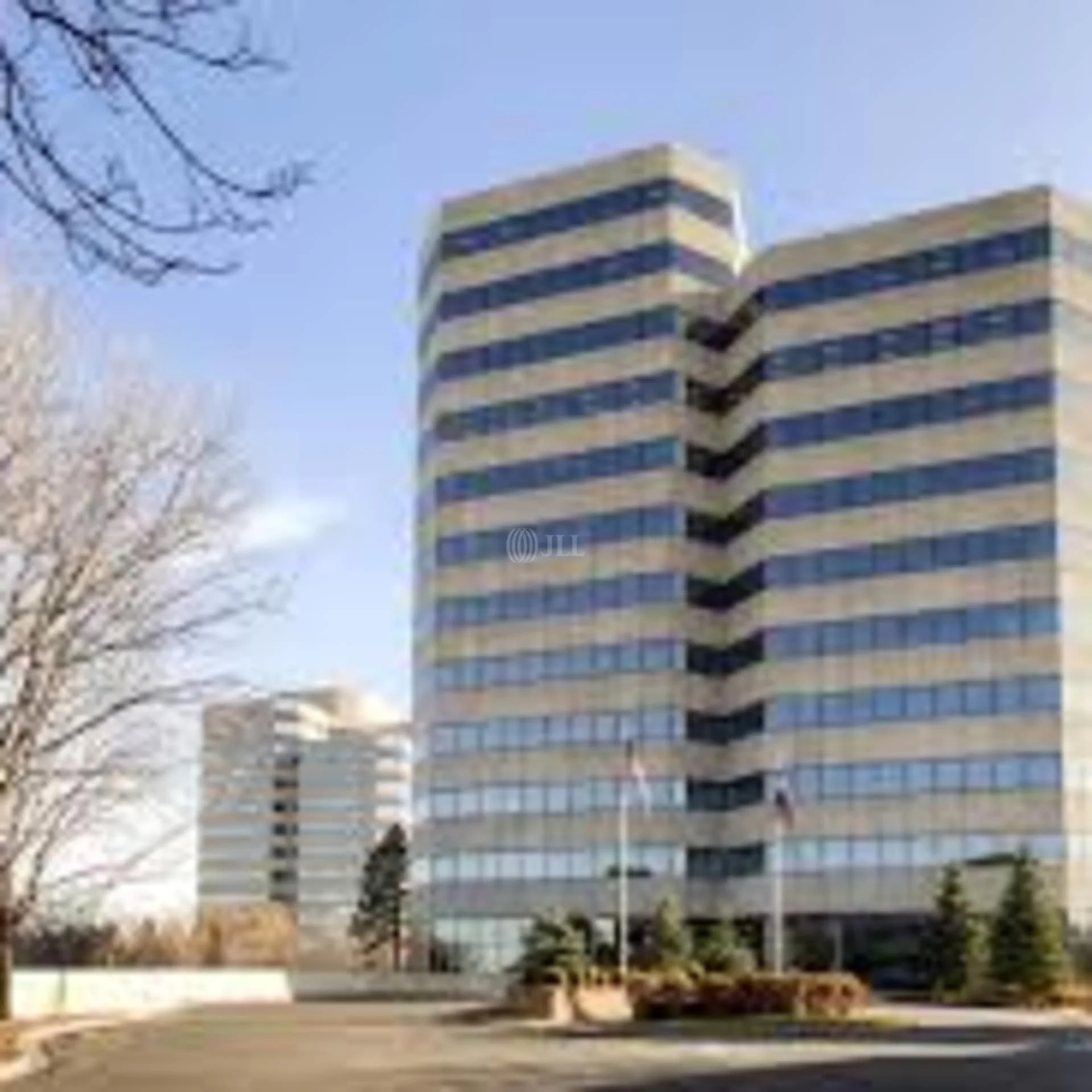 Axis Tower — Lease in Greenwood Village, CO, photo 2 of 4