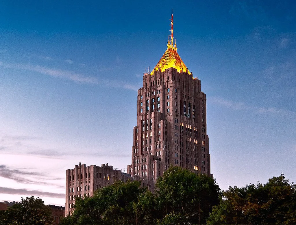 Fisher Building — Lease in Detroit, MI, photo 1 of 4