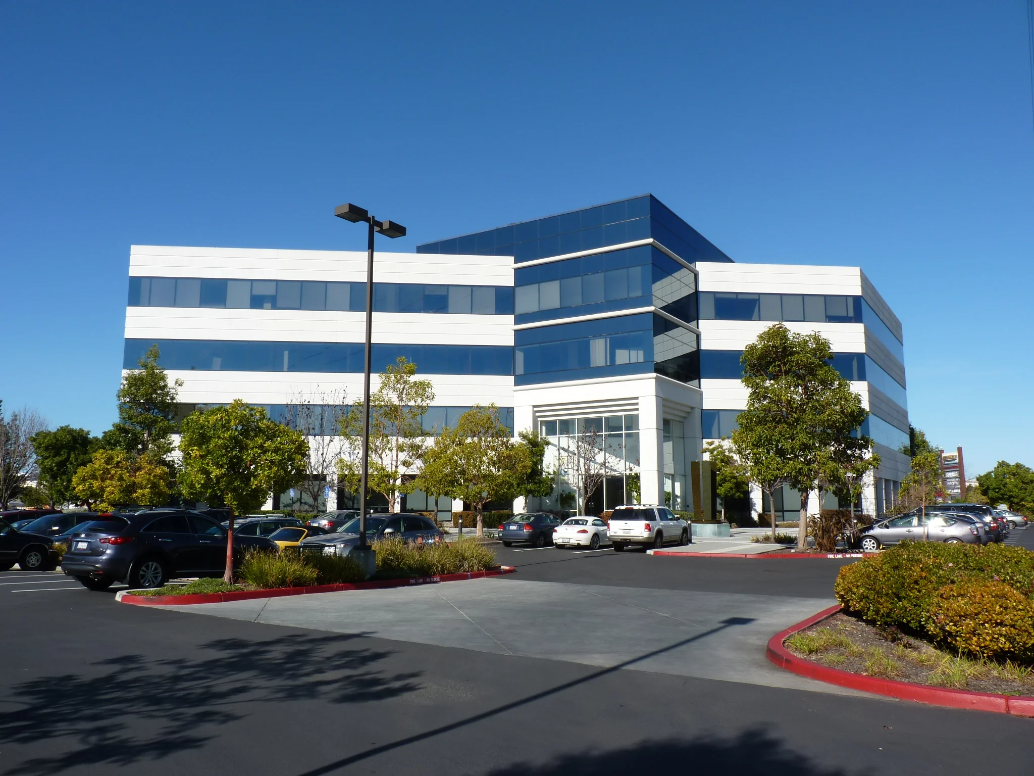 1840 Gateway Dr — Lease in San Mateo, CA, photo 1 of 4