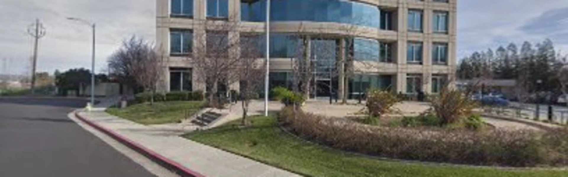305 Walnut - photo 4 - Redwood City, CA