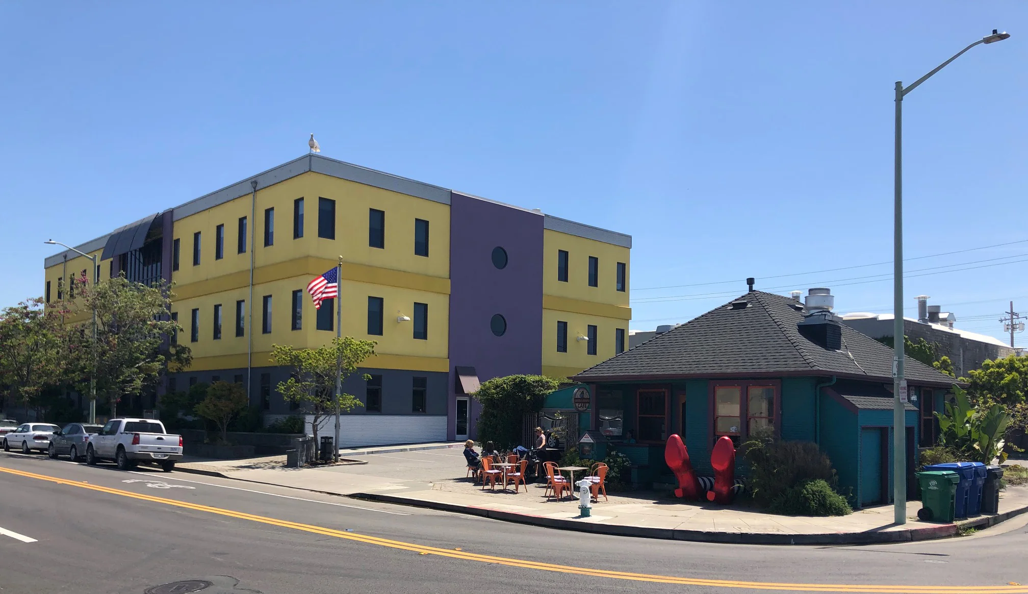 2320 Blanding Ave — Lease in Alameda, CA, photo 2 of 8