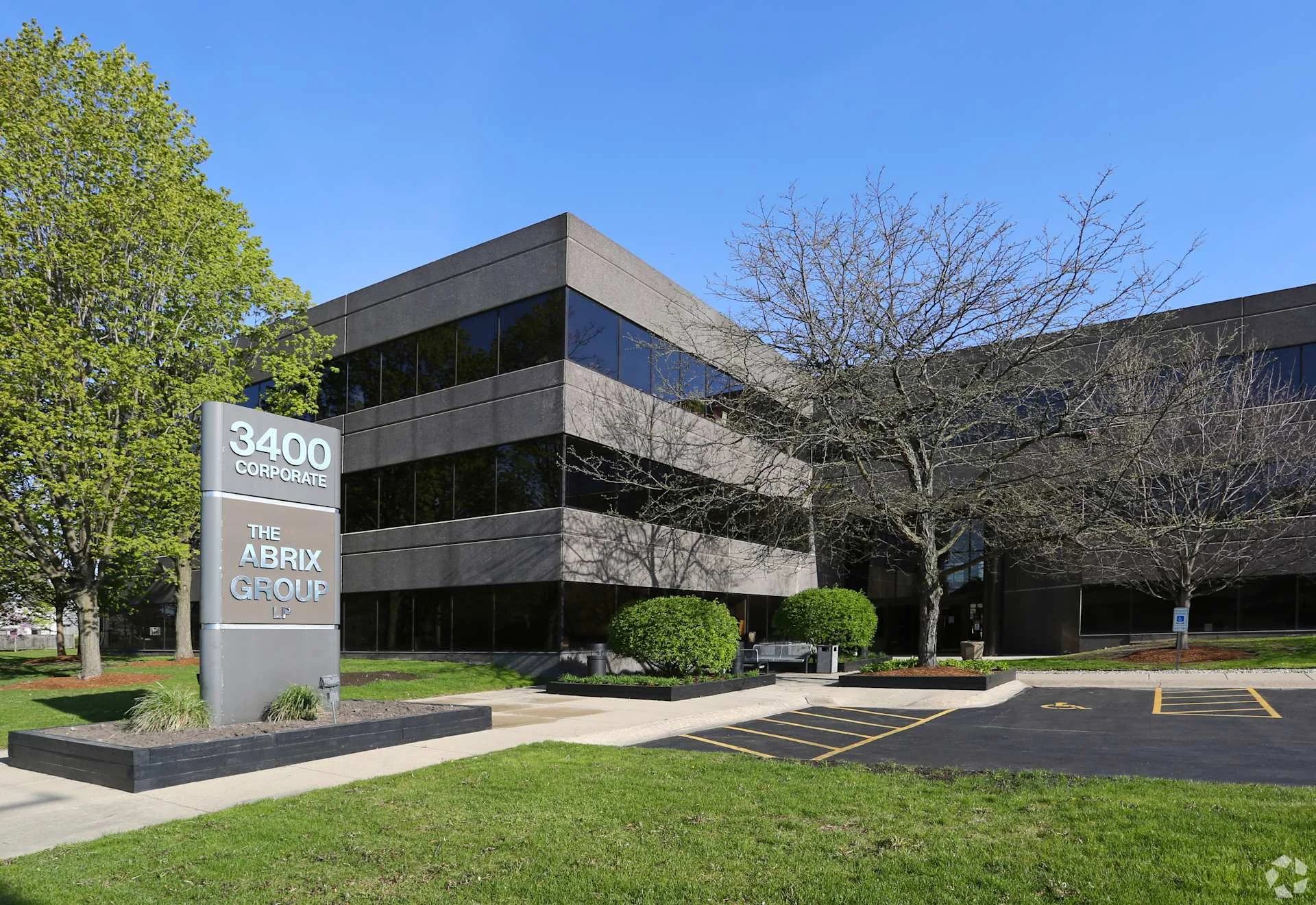 3400 Dundee - photo 5 - Northbrook, IL