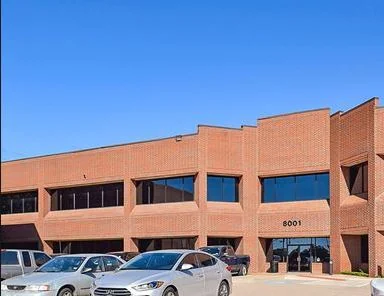 Royal tech Commons- 8001 Ridgepoint - photo 1 - Irving, TX