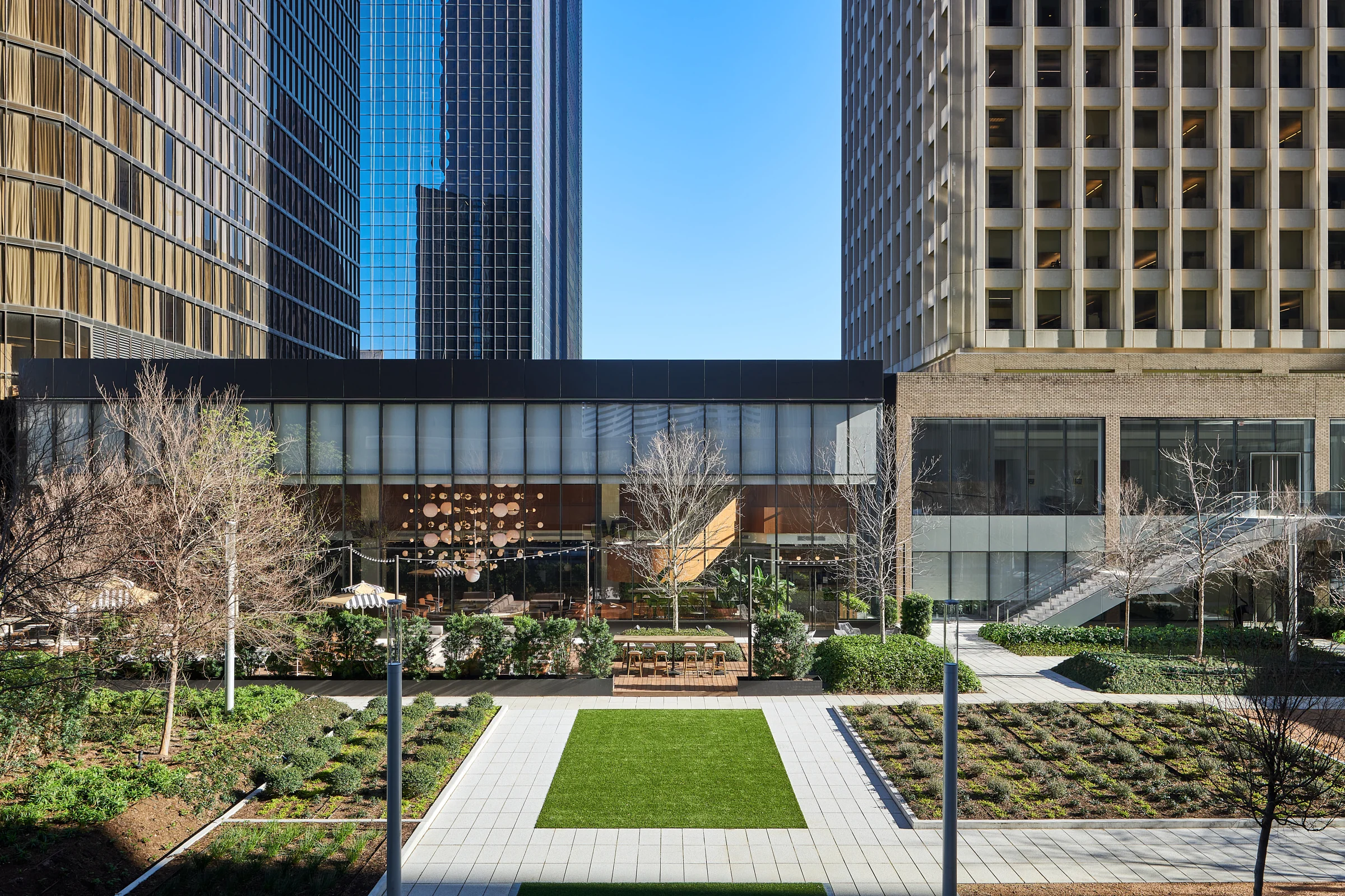 One Allen Center - photo 4 - Houston, TX