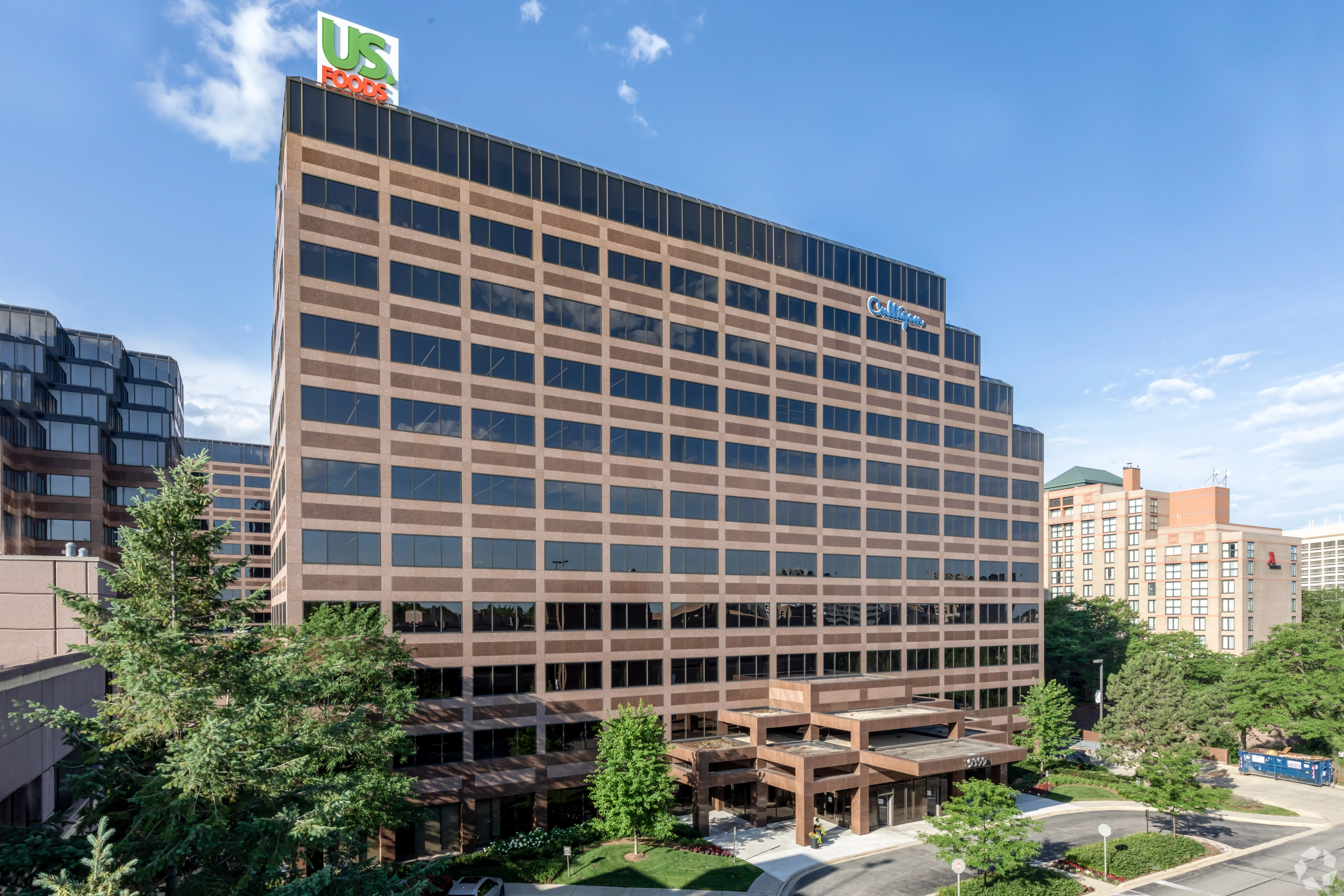 Riverway 9399 — Lease in Rosemont, IL, photo 2 of 8