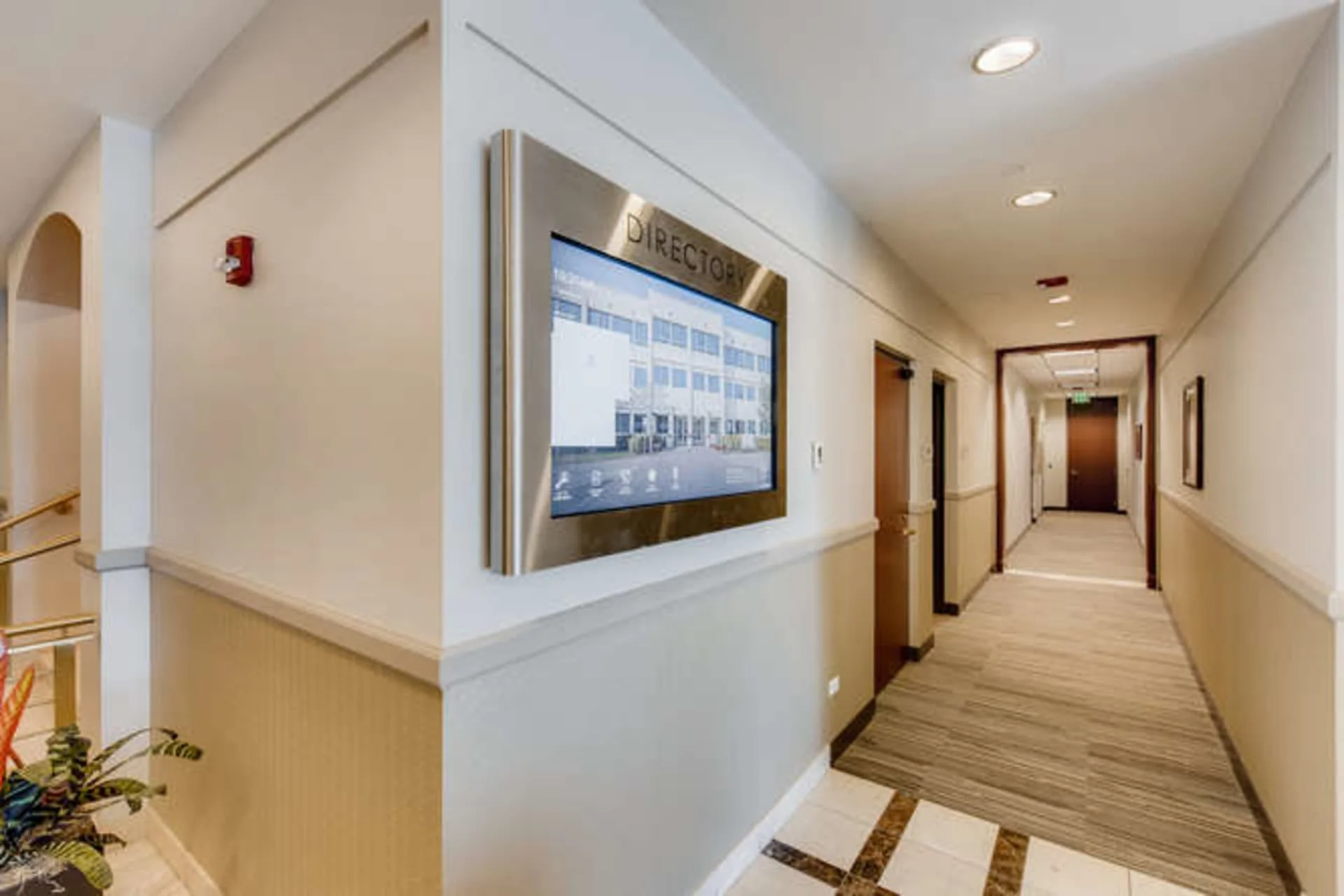 Crescent VIII — Lease in Greenwood Village, CO, photo 3 of 3
