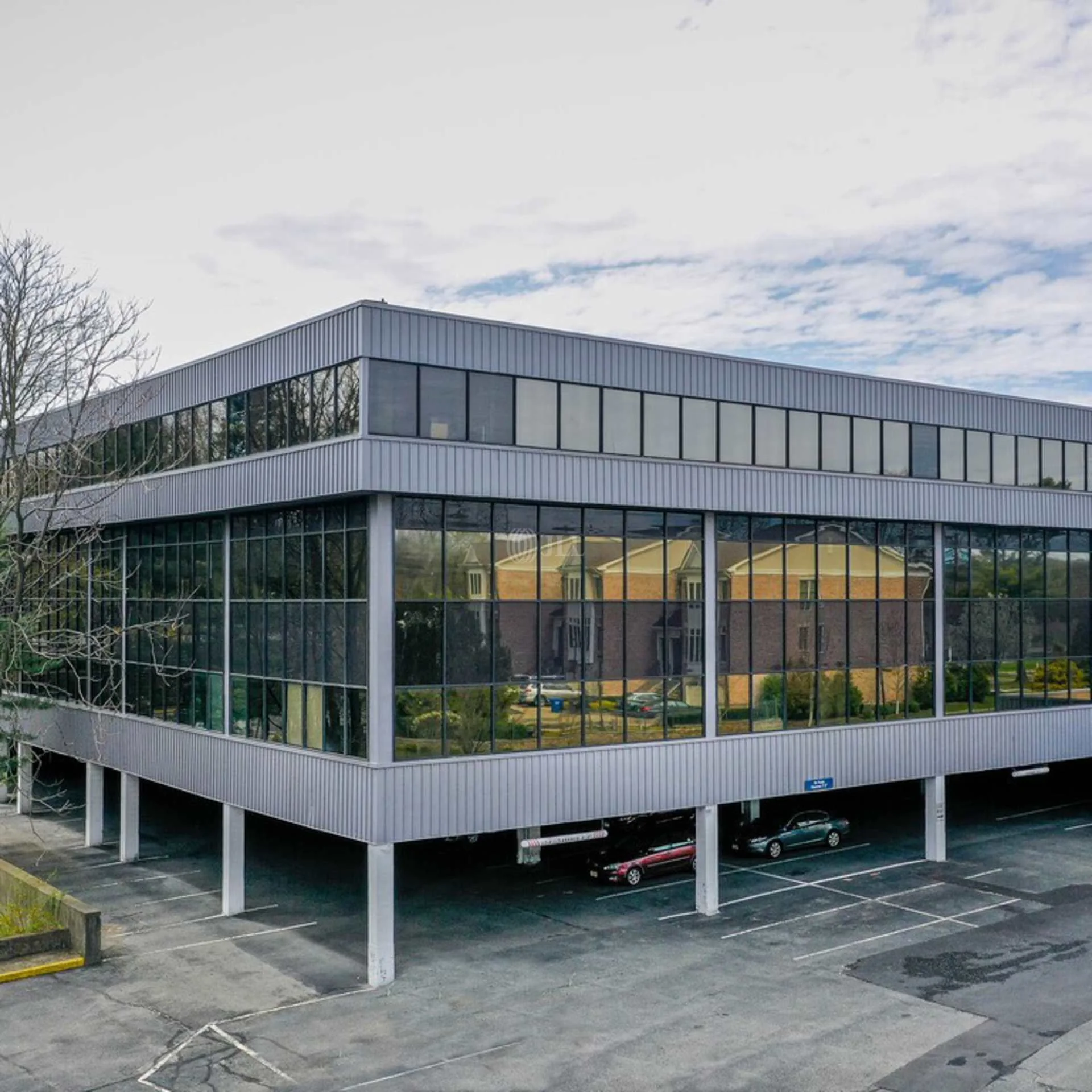 Madison Avenue Medical Center — Lease in Morristown, NJ, photo 2 of 4