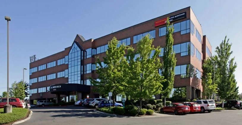 One Monarch Center — Lease in Clackamas, OR, photo 1 of 4