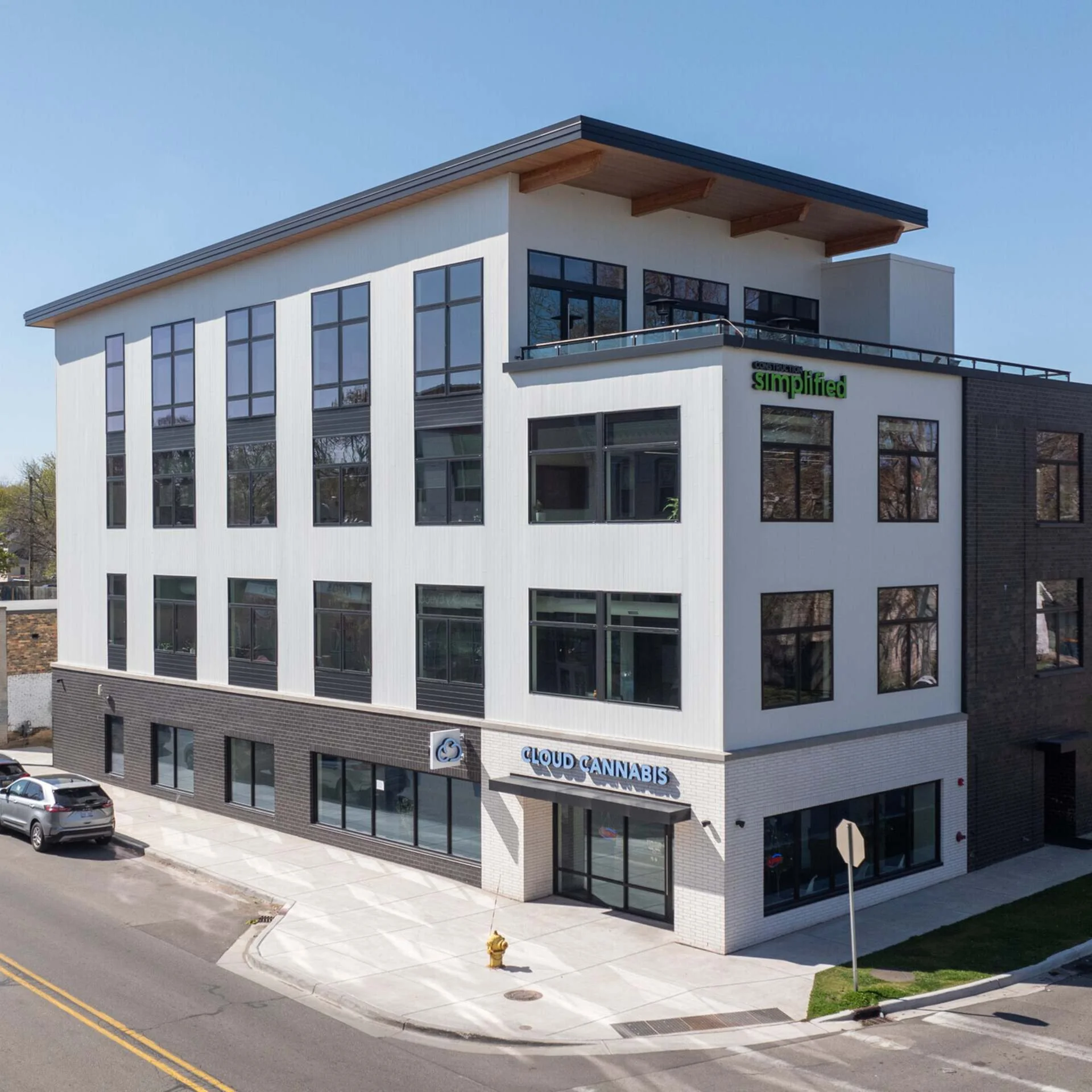 623 Fulton St W