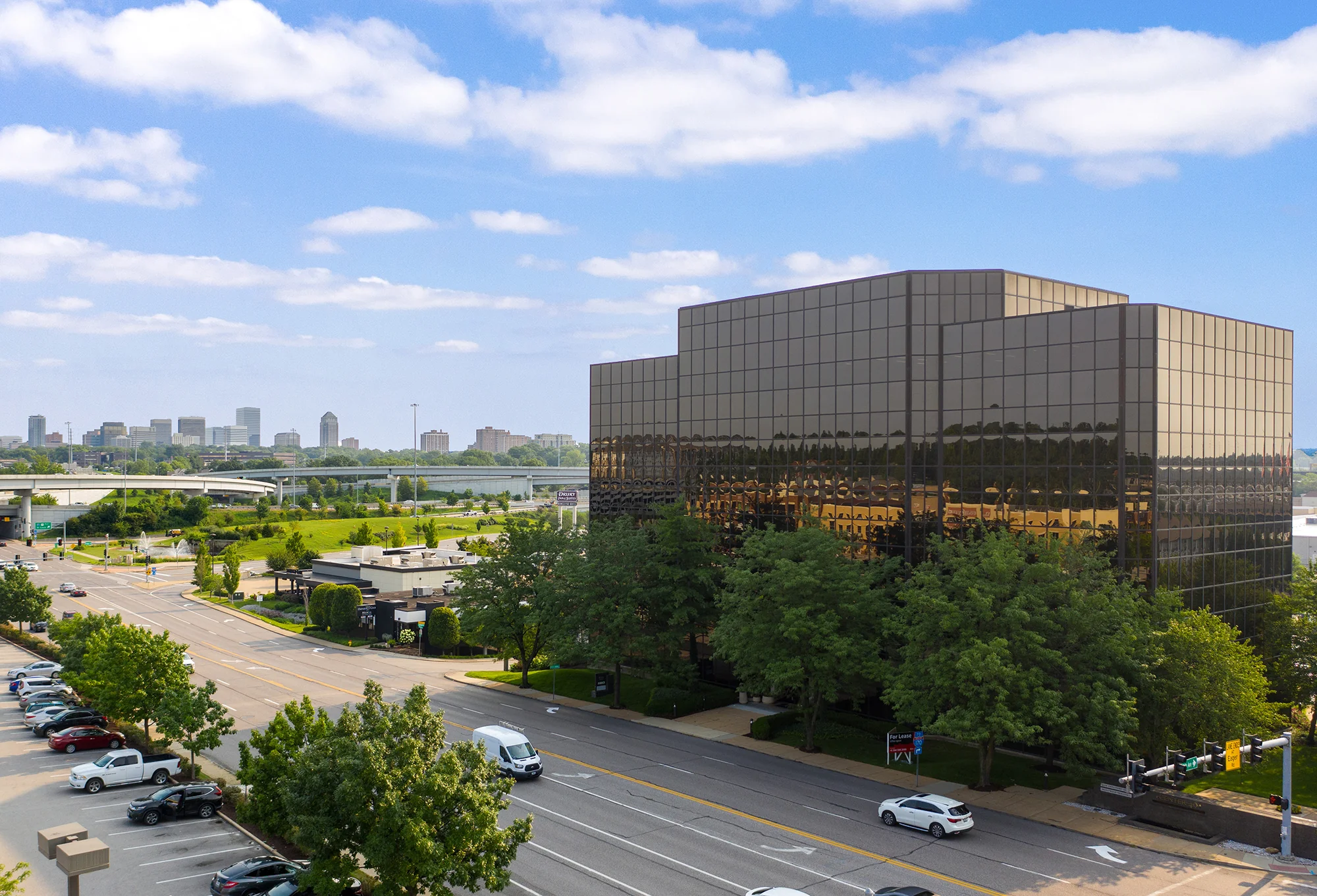 Center 40 Executive - photo 2 - St Louis, MO
