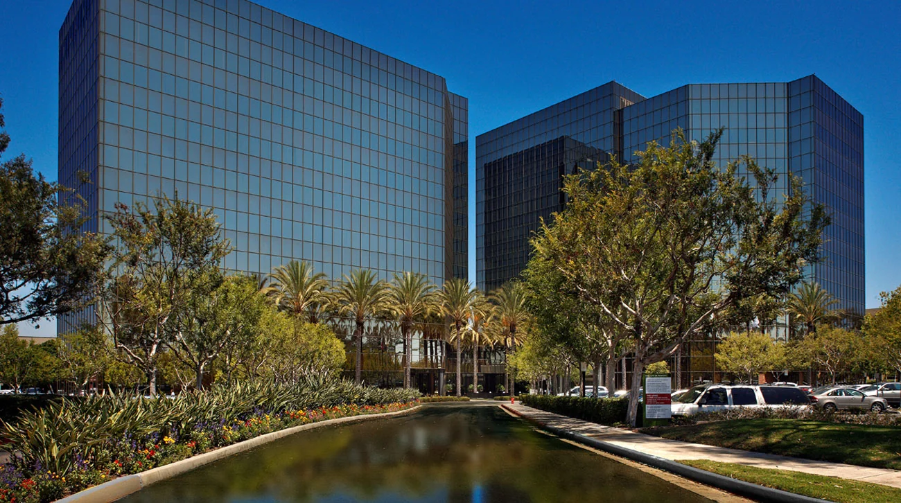 4000 MacArthur East — Lease in Newport Beach, CA, photo 1 of 4