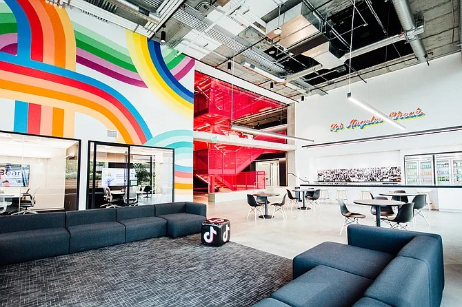 Office for Lease in Culver City, CA, photo 2 of 8