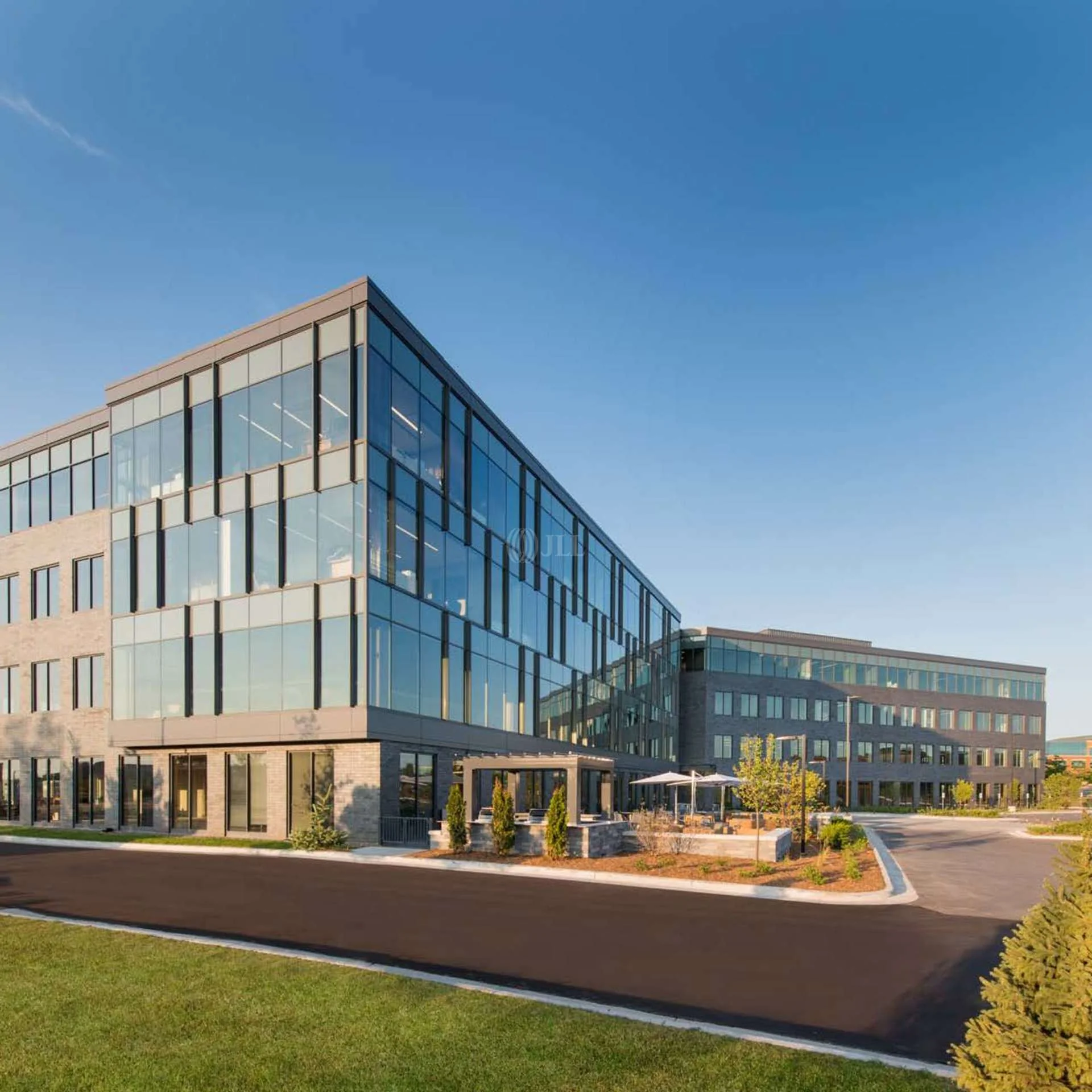 Meadowland Research & Technology Center — Lease in Wauwatosa, WI, photo 2 of 4