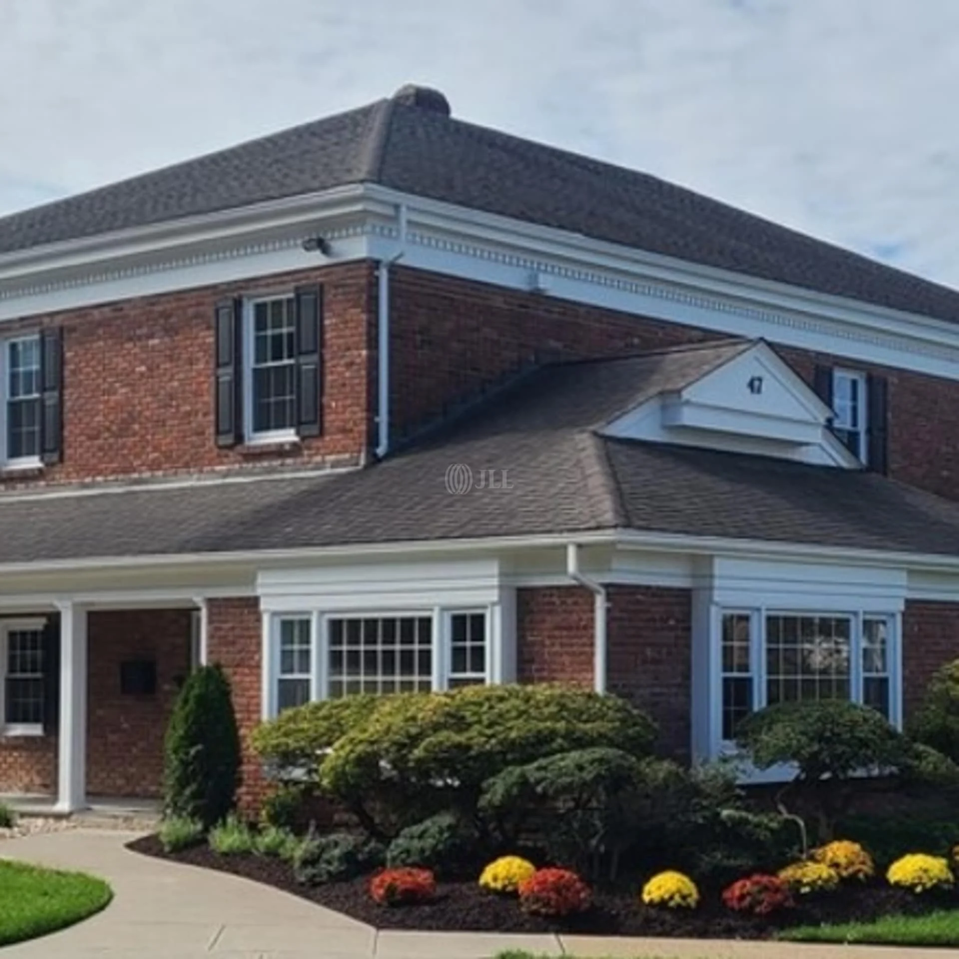 47 River Rd — Sale in Summit, NJ, photo 3 of 4