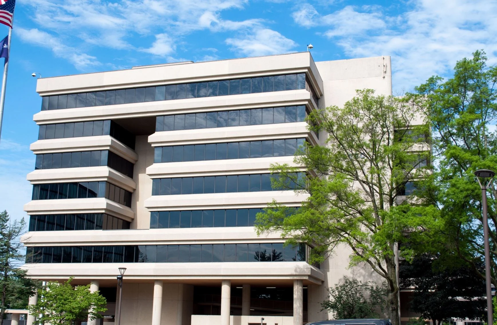 Executive Building — Lease in Rockville, MD, photo 2 of 8