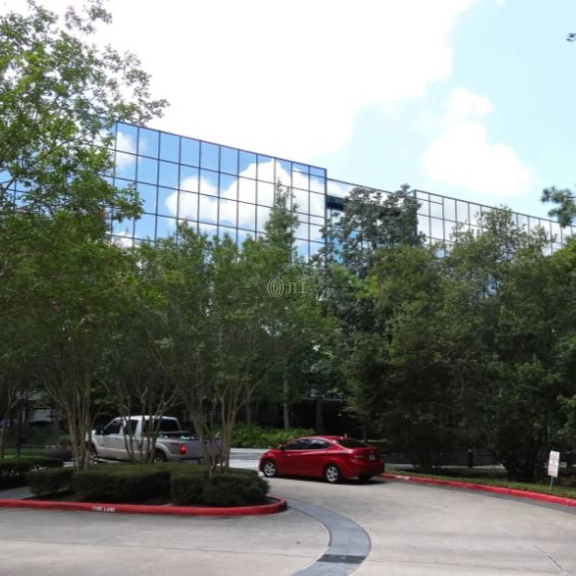 Parkwood I — Lease in The Woodlands, TX, photo 2 of 4