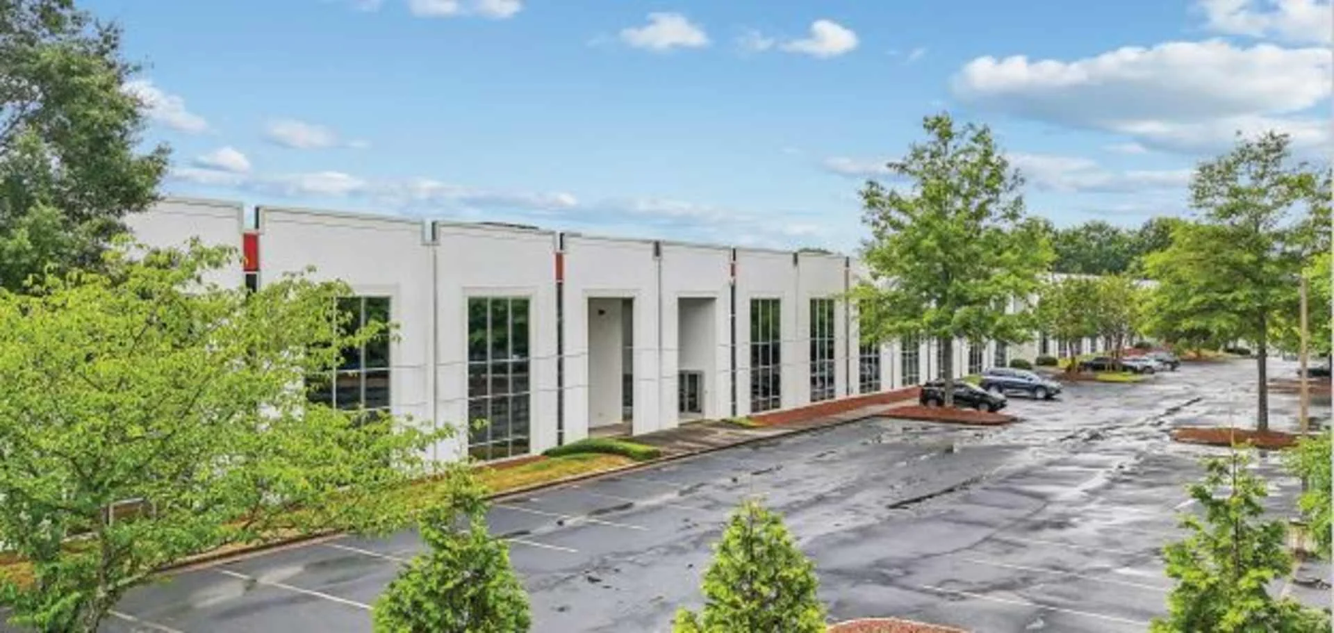 Lakemont Business Park — Lease in Fort Mill, SC, photo 1 of 2