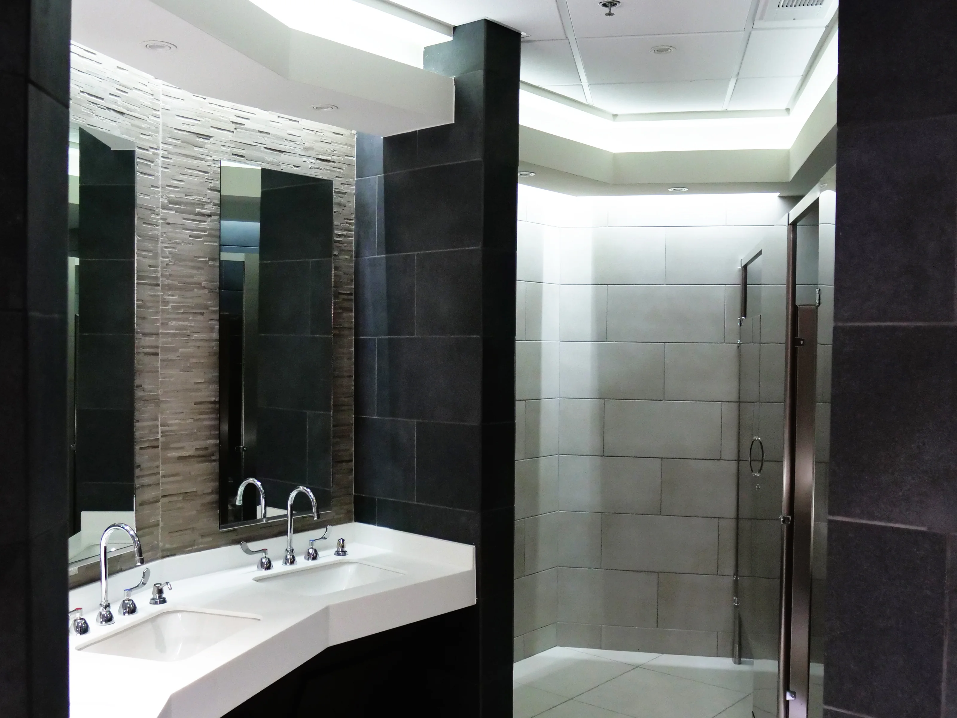 2200 N Greenville — Lease in Richardson, TX, photo 6 of 8