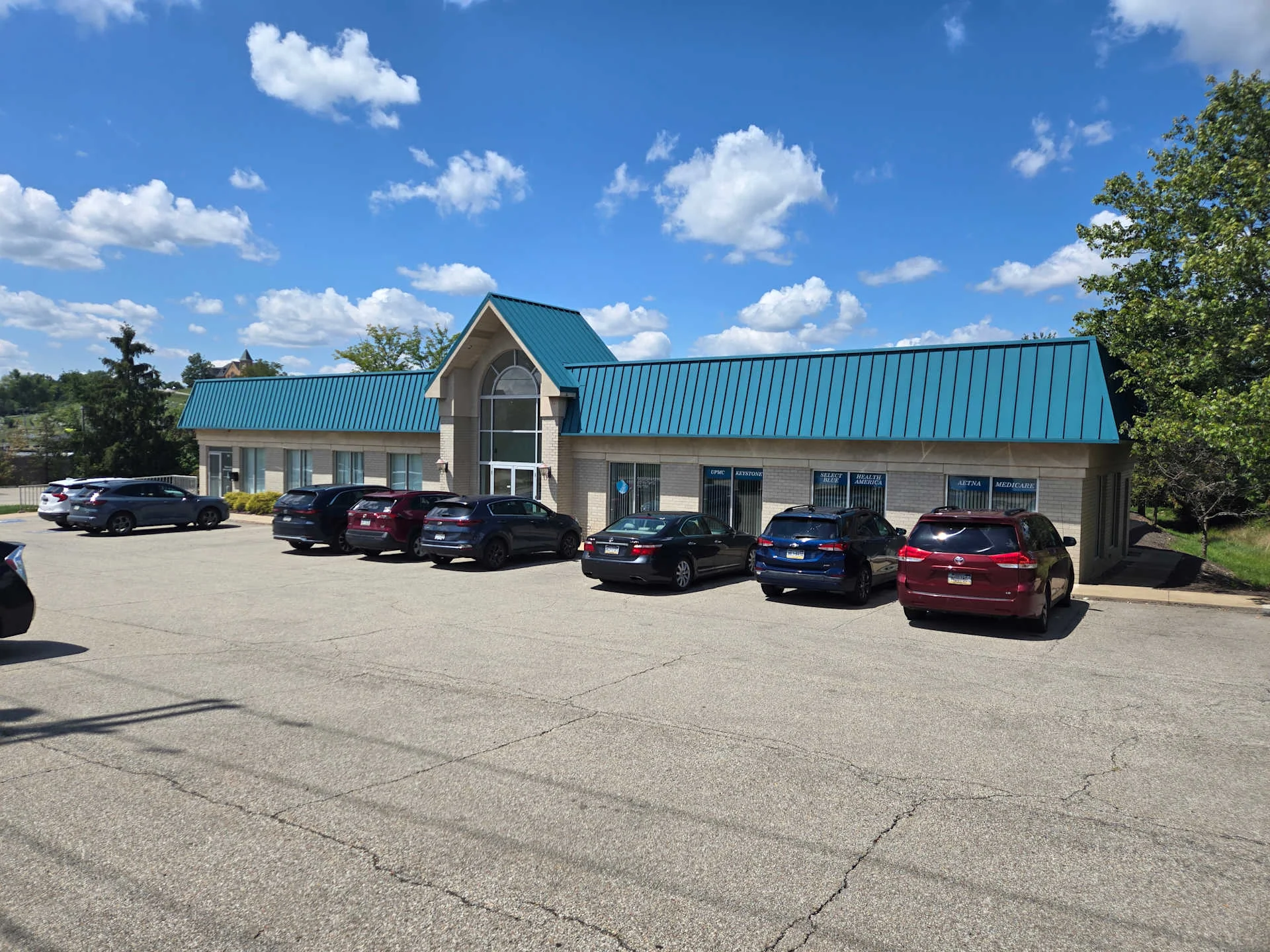 6000 Steubenville Pike — Lease in Mc Kees Rocks, PA, photo 1 of 8