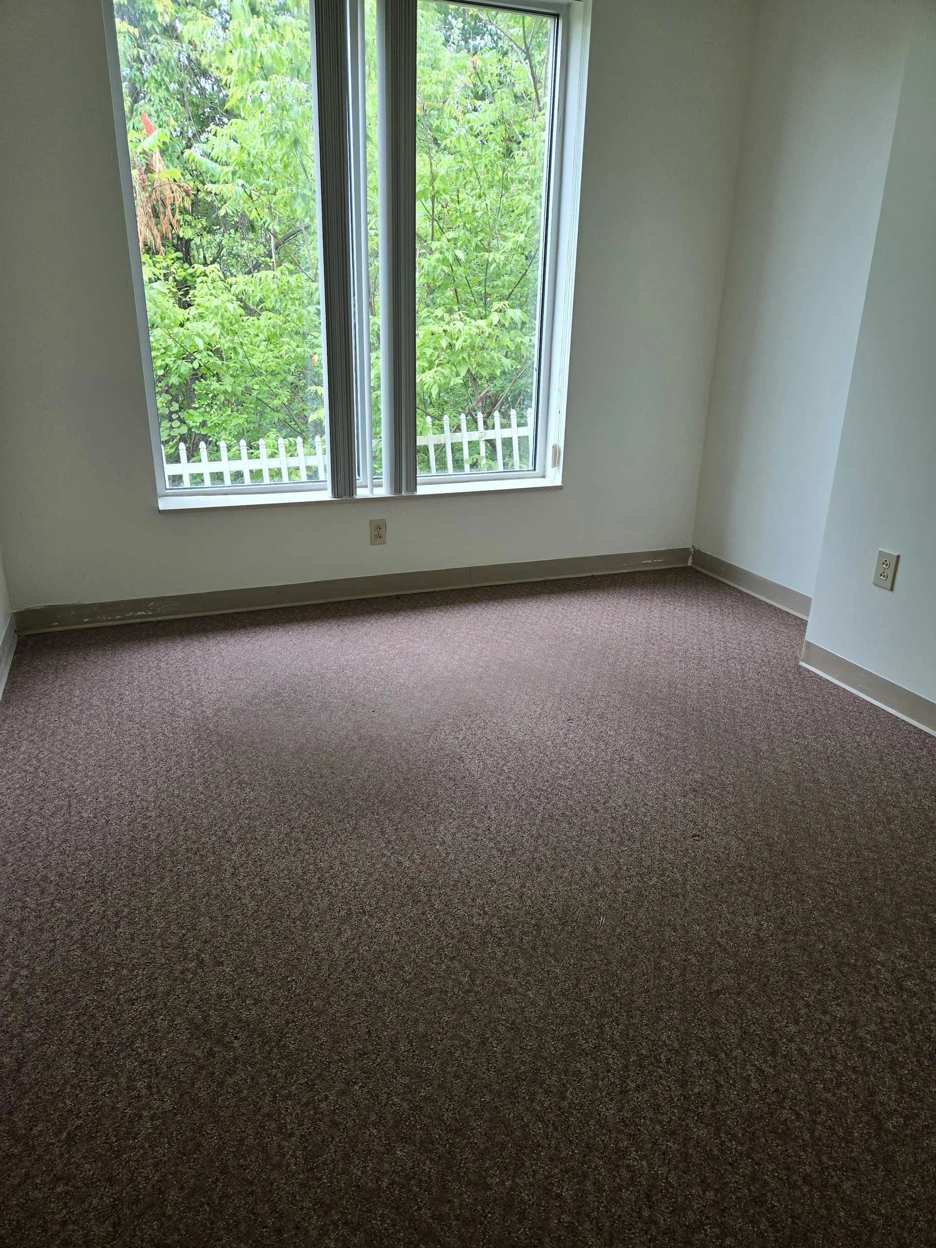 6000 Steubenville Pike — Lease in Mc Kees Rocks, PA, photo 7 of 8