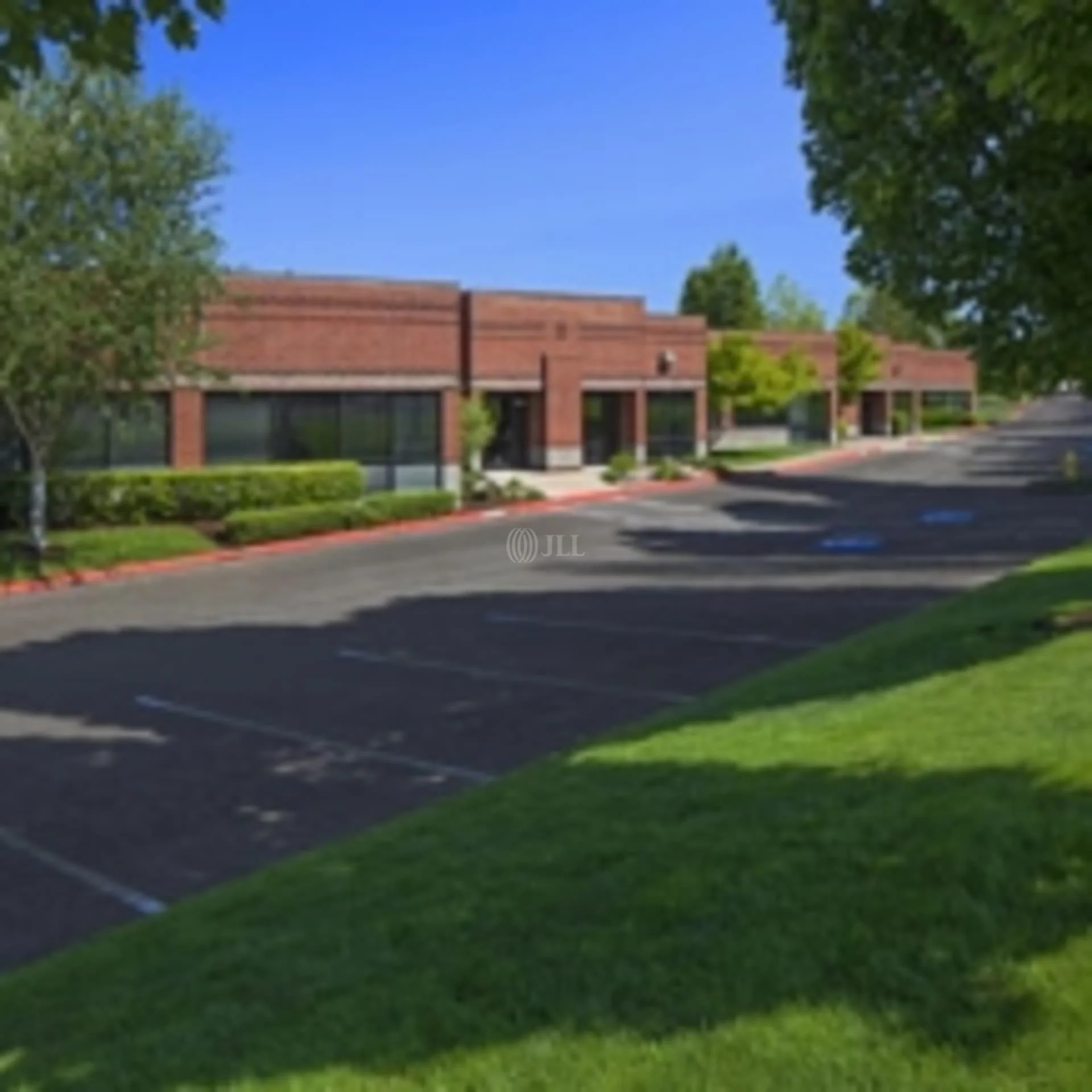 Building 15 — Lease in Beaverton, OR, photo 2 of 5