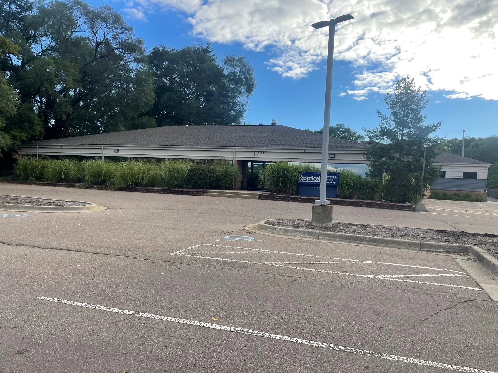 Solaire Optical Laboratories — Lease in Kalamazoo, MI, photo 1 of 8