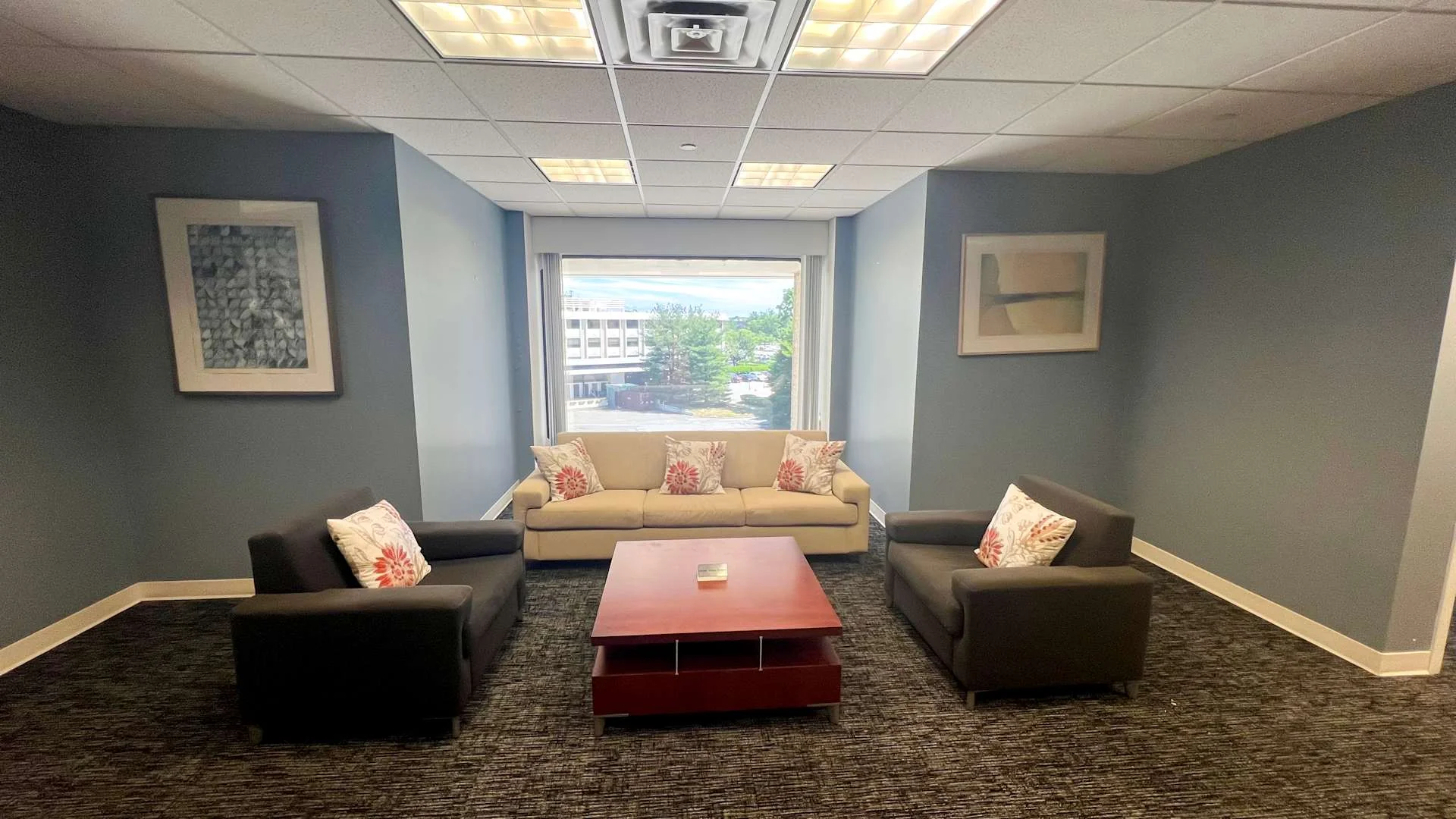 Office for Lease in Melville, NY, photo 3 of 8