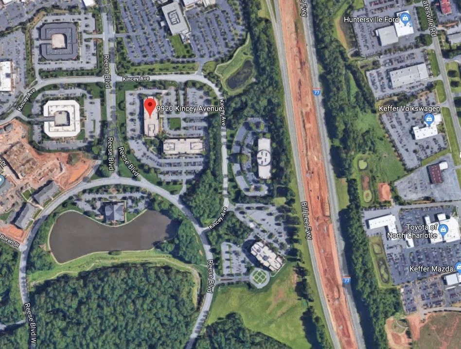Reed Building — Lease in Huntersville, NC, photo 2 of 7
