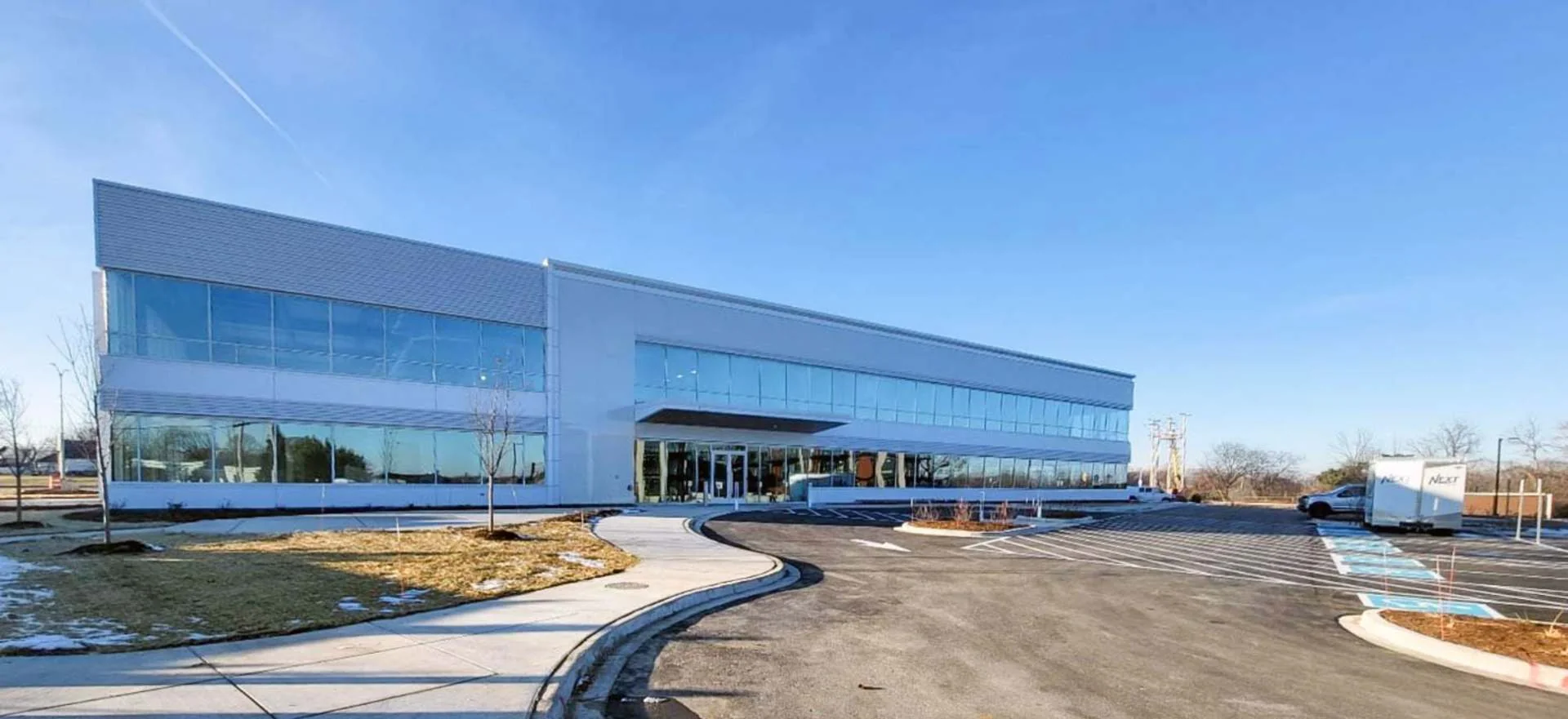 4300 W Layton Ave — Lease in Greenfield, WI, photo 1 of 4