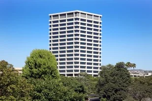 Newport Center 660 — Lease in Newport Beach, CA, photo 1 of 4
