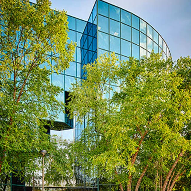 9 Corporate Woods — Lease in Overland Park, KS, photo 3 of 4