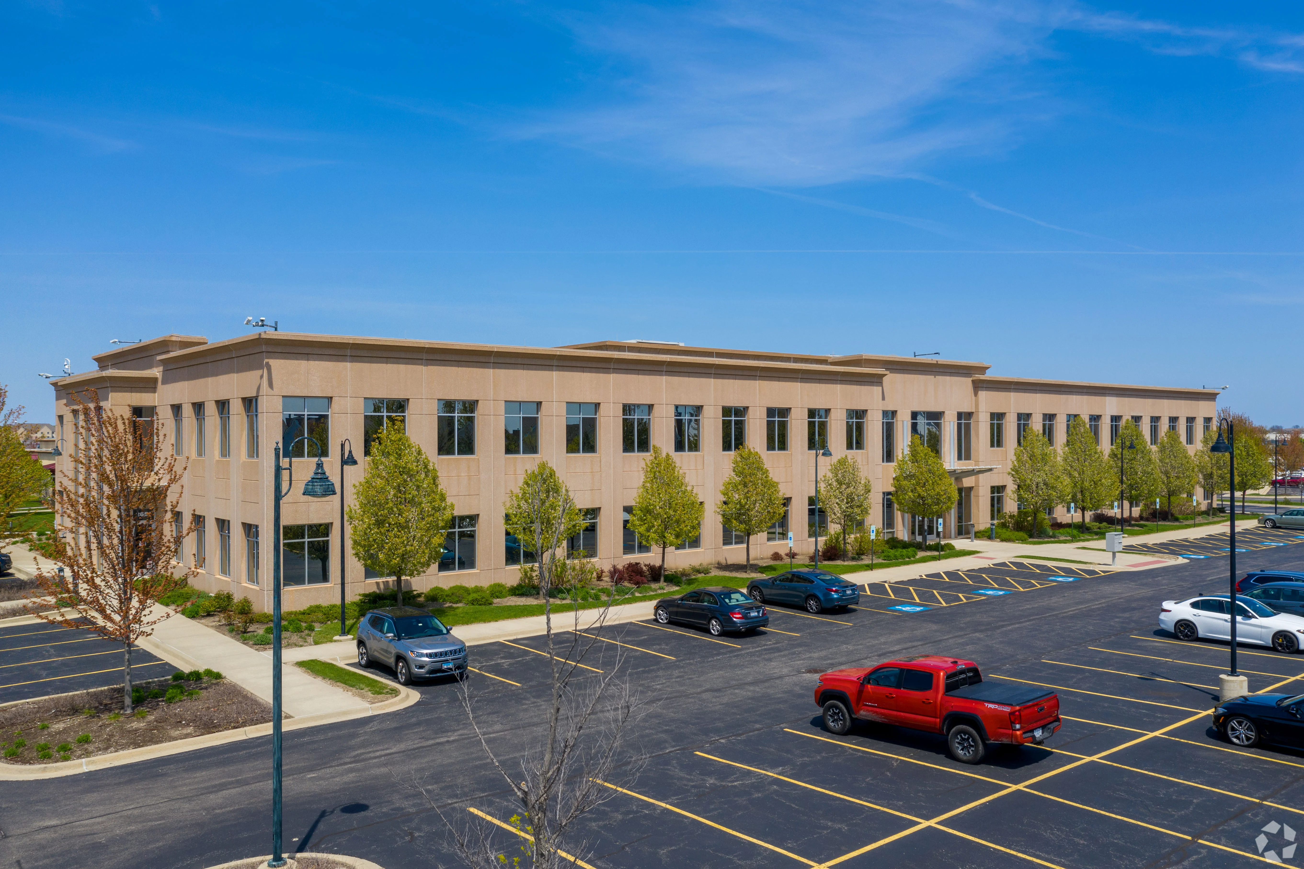 Anixter International Annex — Lease in Glenview, IL, photo 2 of 8