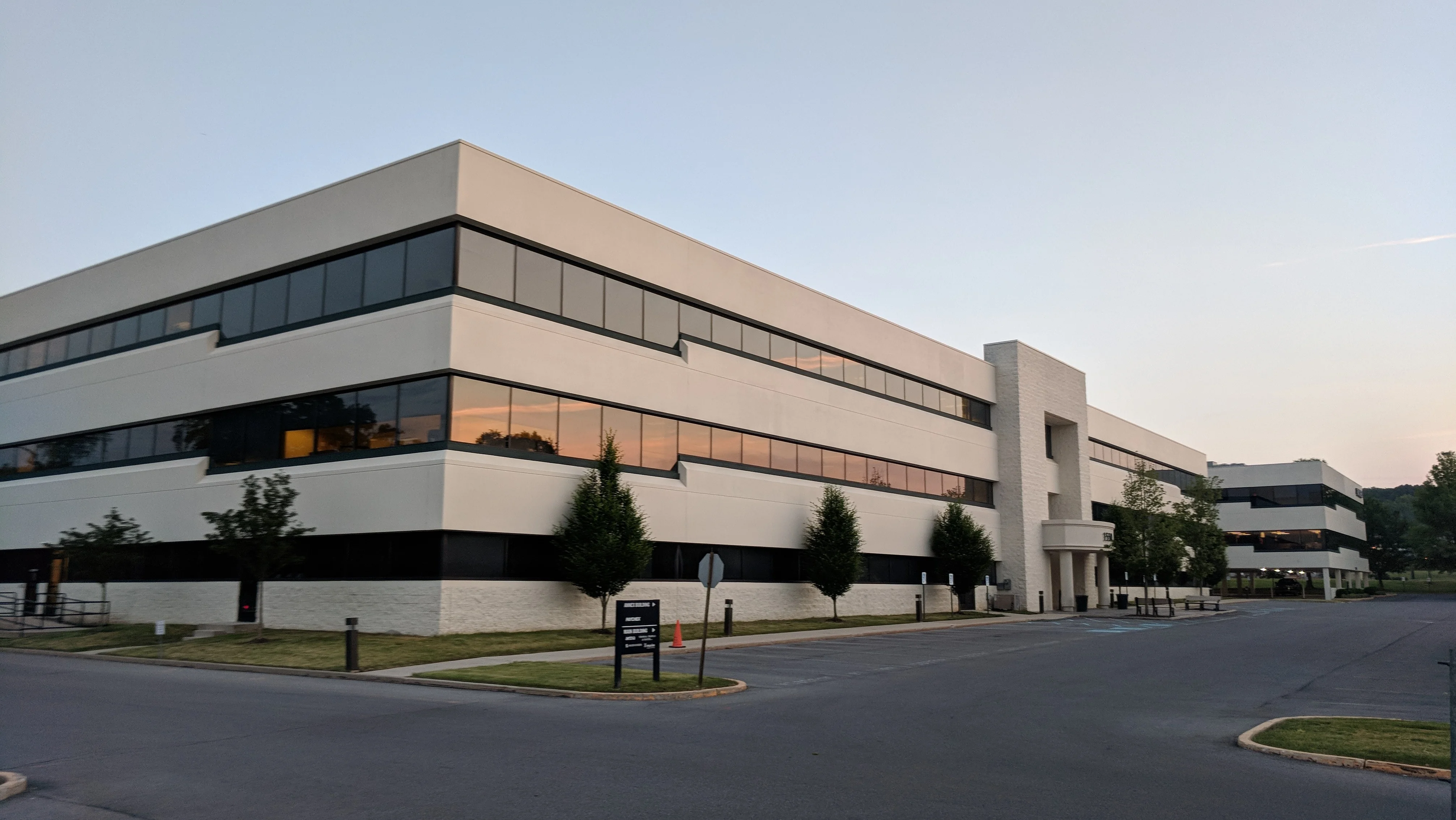 1550 Pond Rd — Lease in Allentown, PA, photo 2 of 8