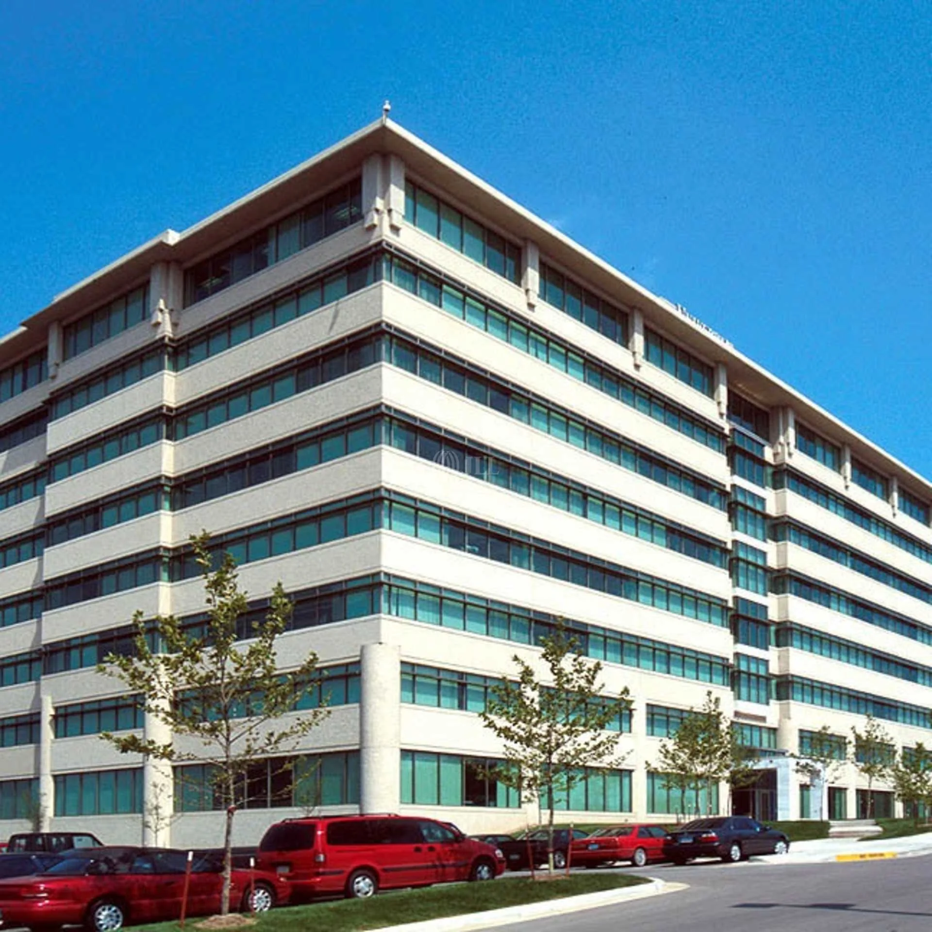 Renaissance III — Lease in Leawood, KS, photo 3 of 4