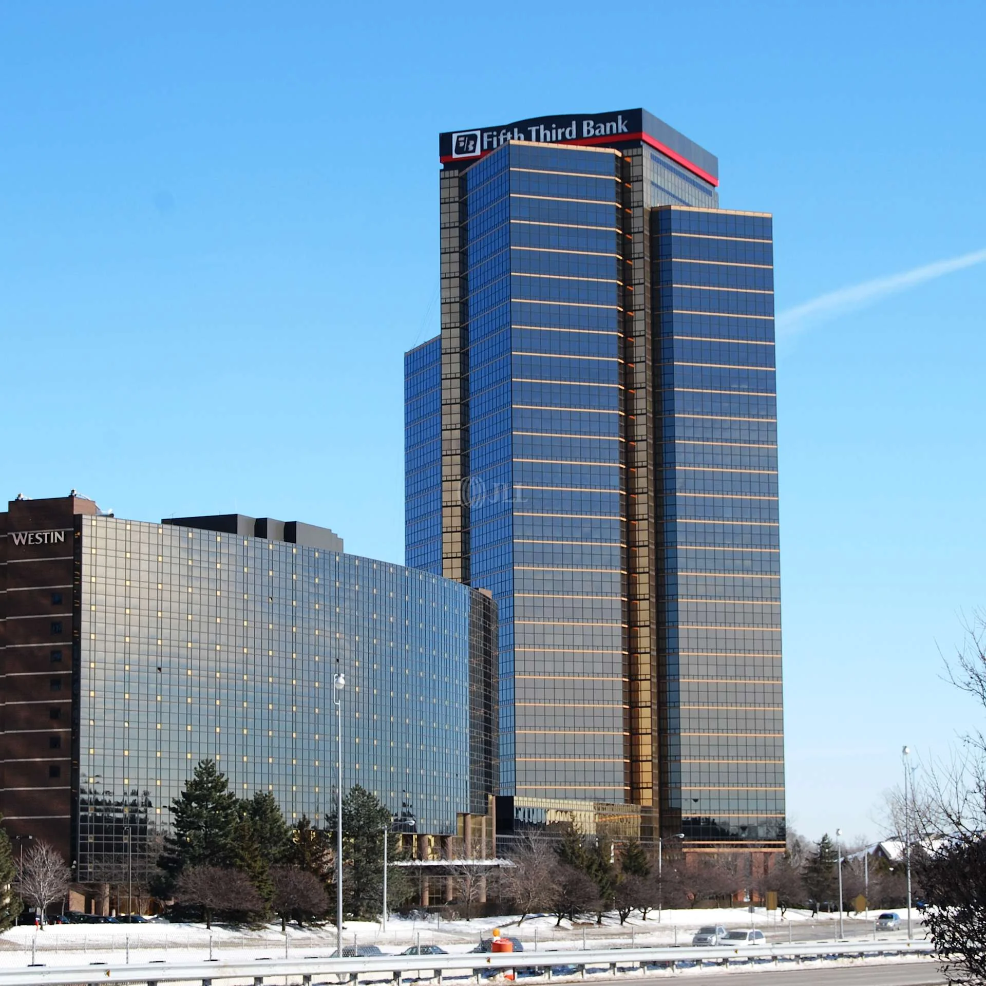 Town Center — Lease in Southfield, MI, photo 3 of 4