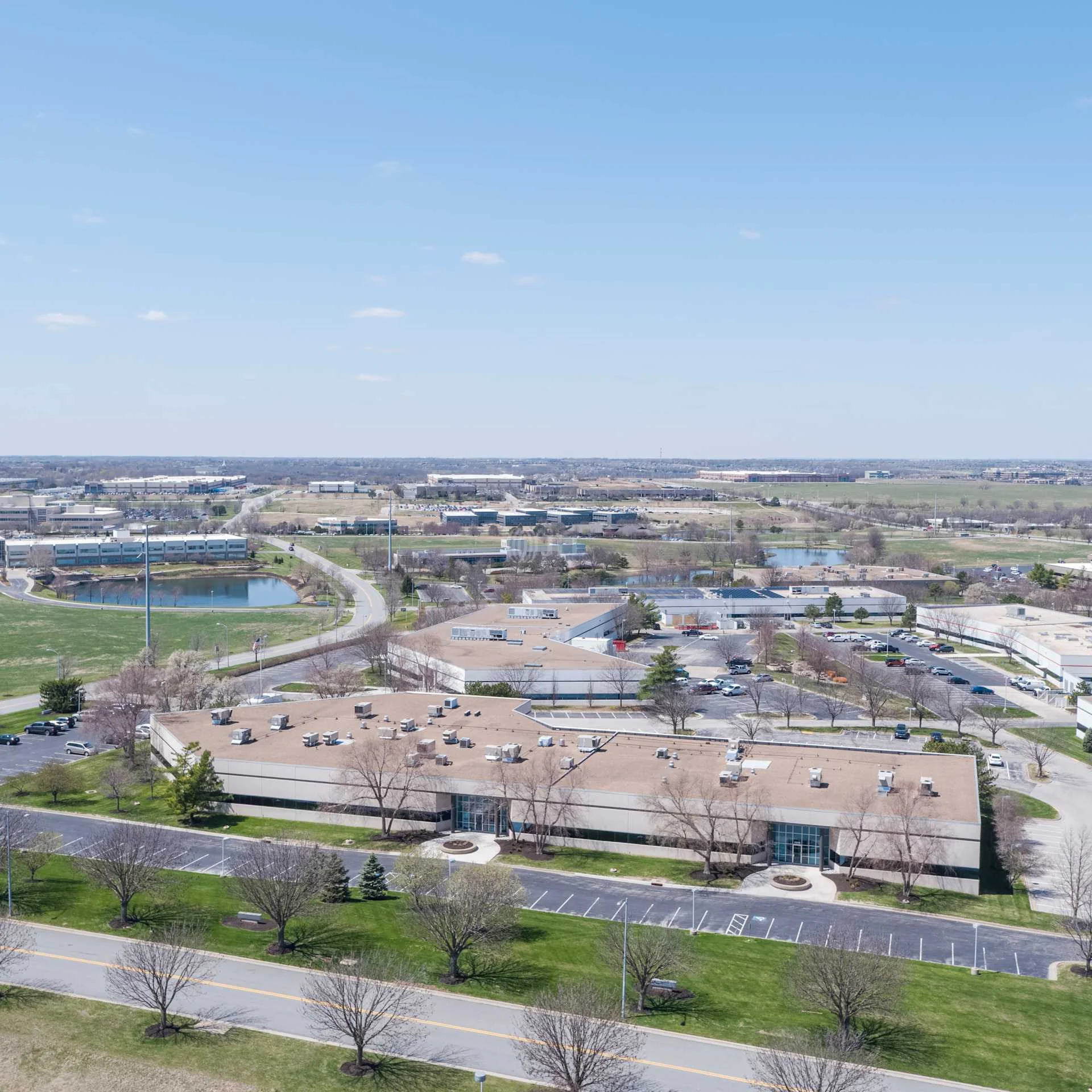 Southlake - Tech 5 — Lease in Lenexa, KS, photo 3 of 5
