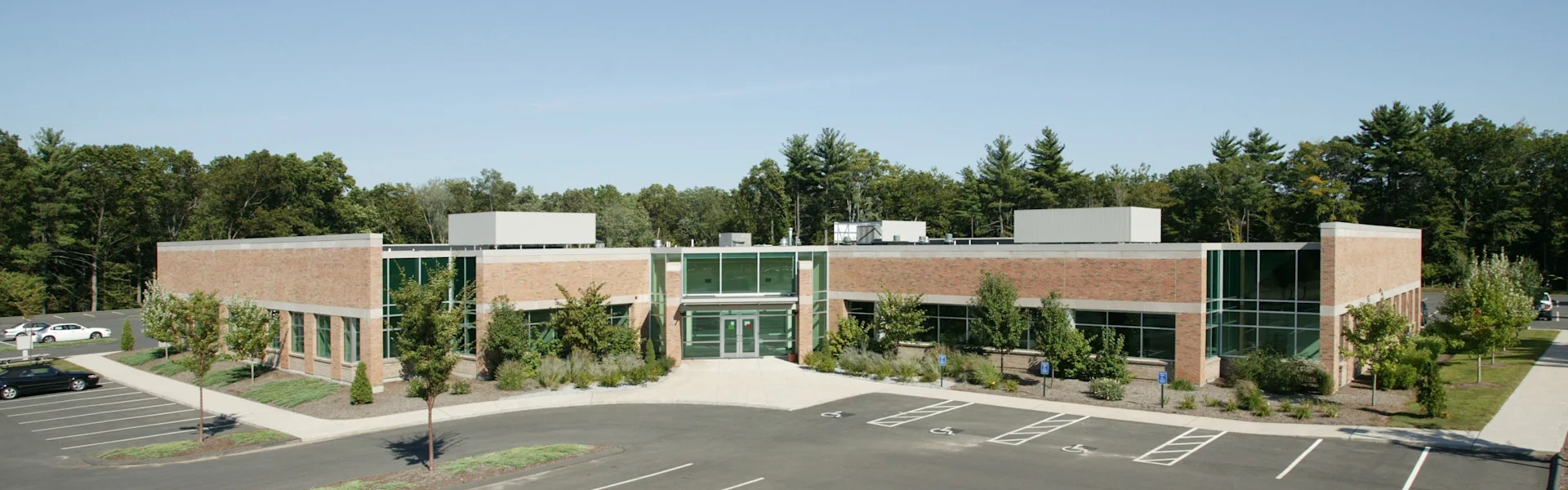 21 Griffin Rd N — Lease in Windsor, CT, photo 4 of 4