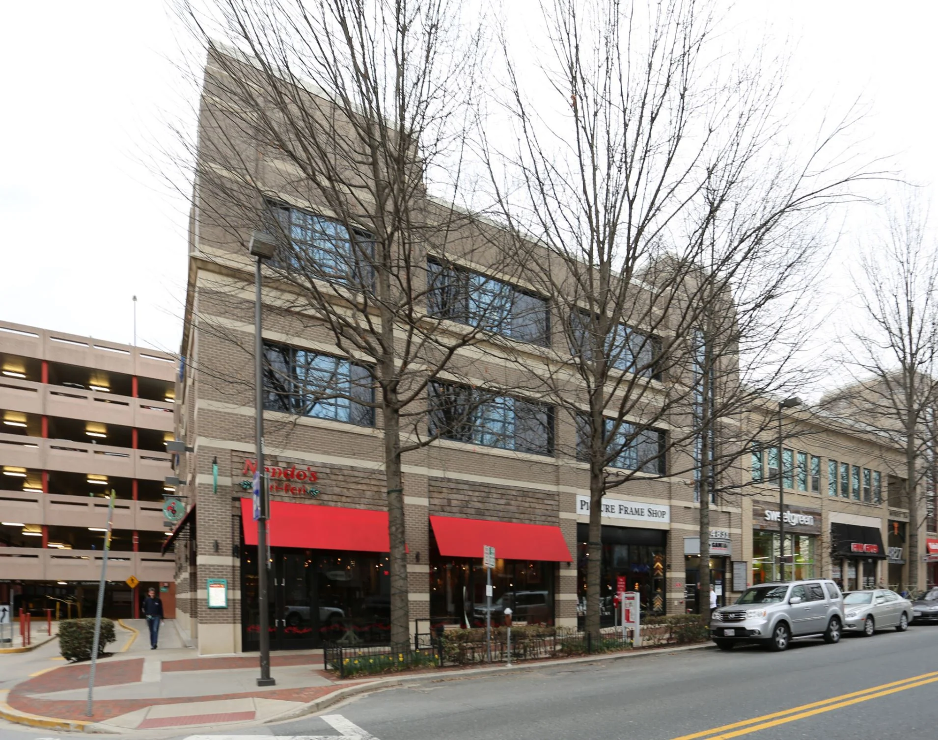 Woodmont 5 — Lease in Bethesda, MD, photo 2 of 8